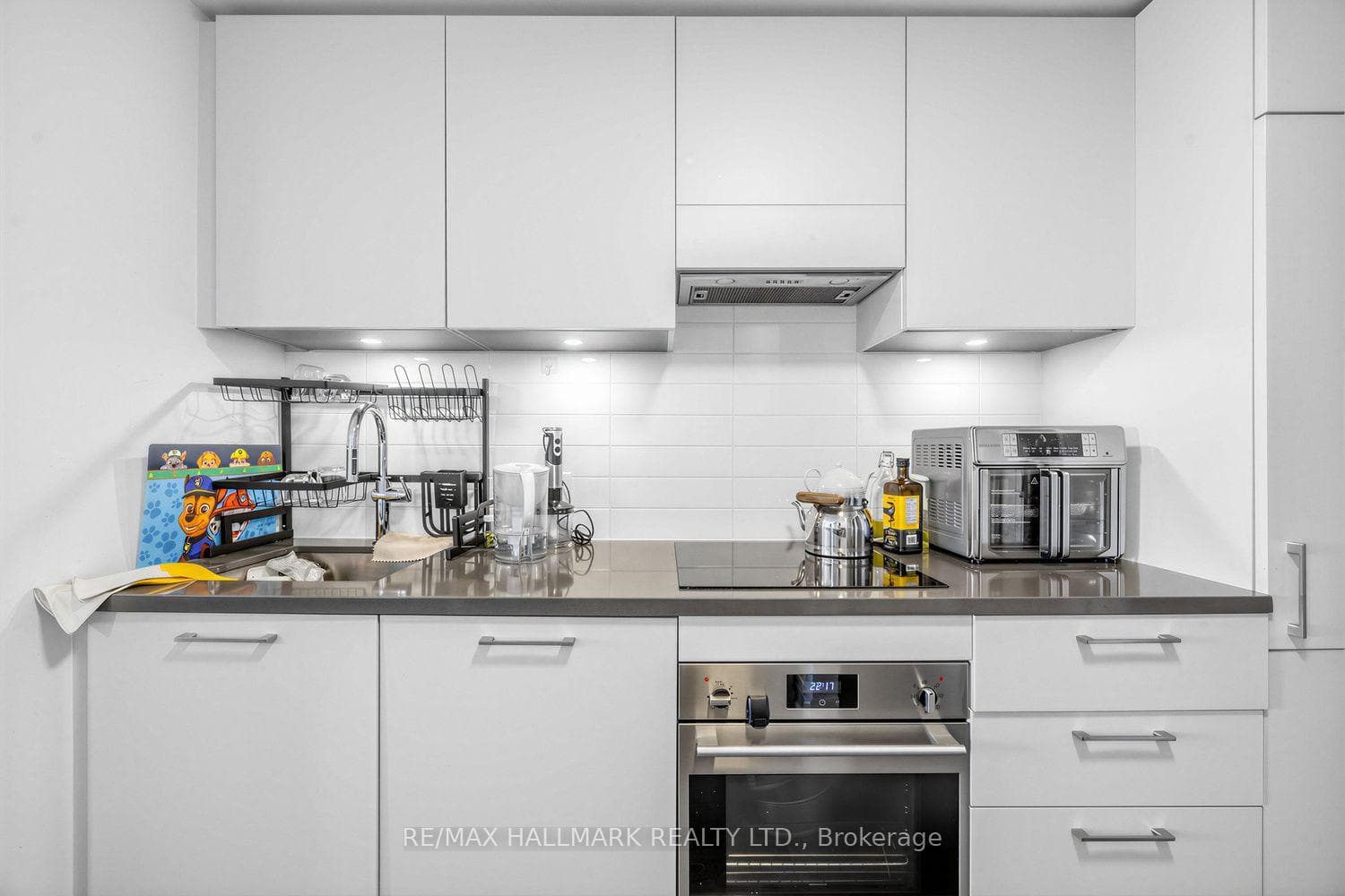 33 Frederick Todd Way Unit 902 photo 14
