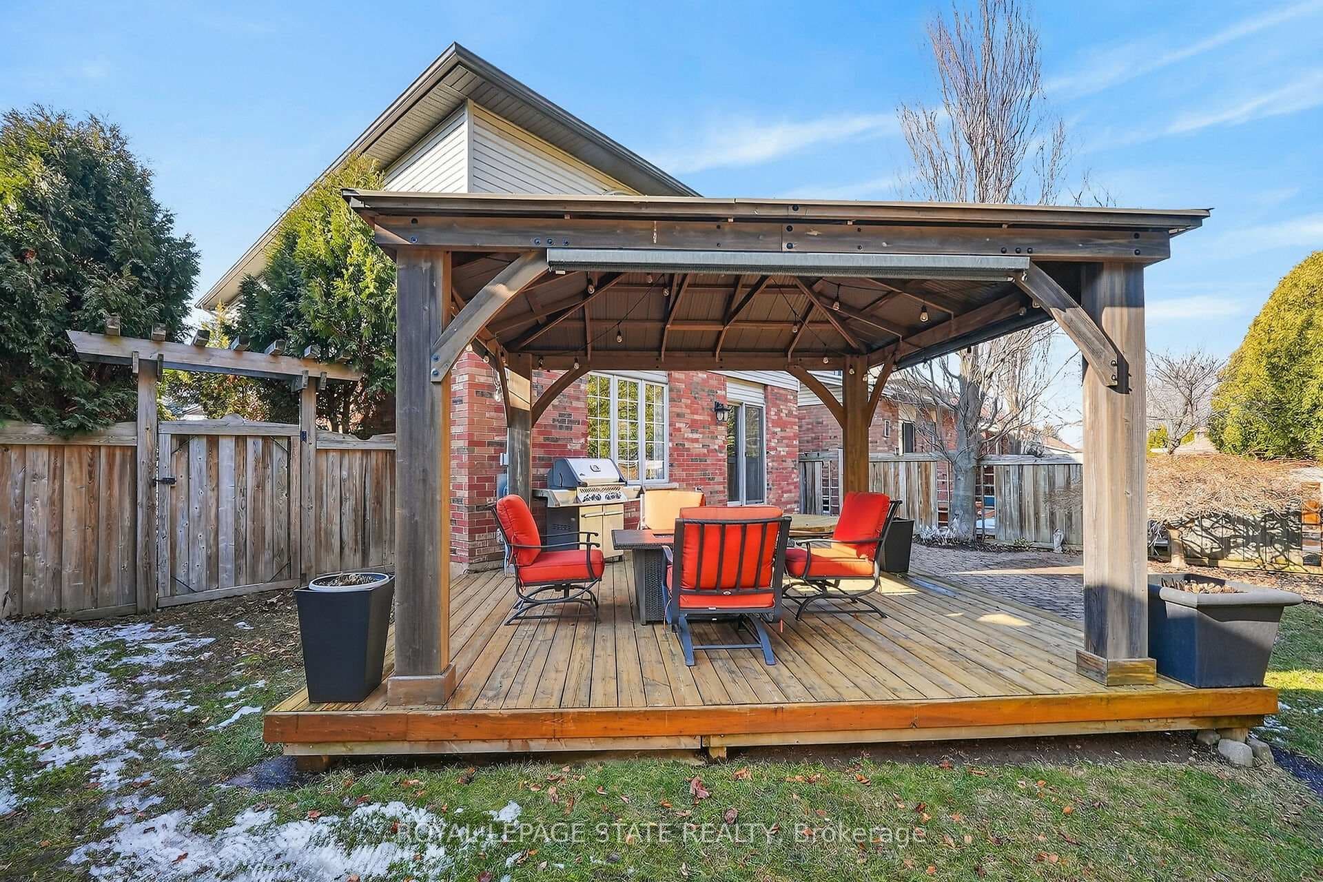 23 Tamarack Court photo 47