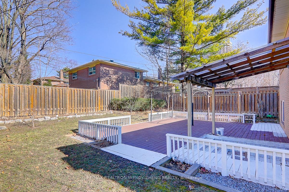 106 Rameau Drive photo 36