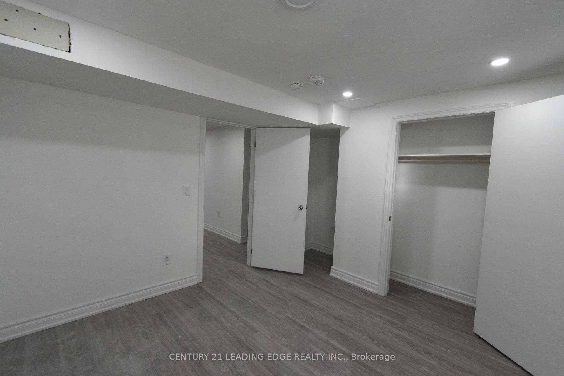 45 Lofthouse Drive photo 9