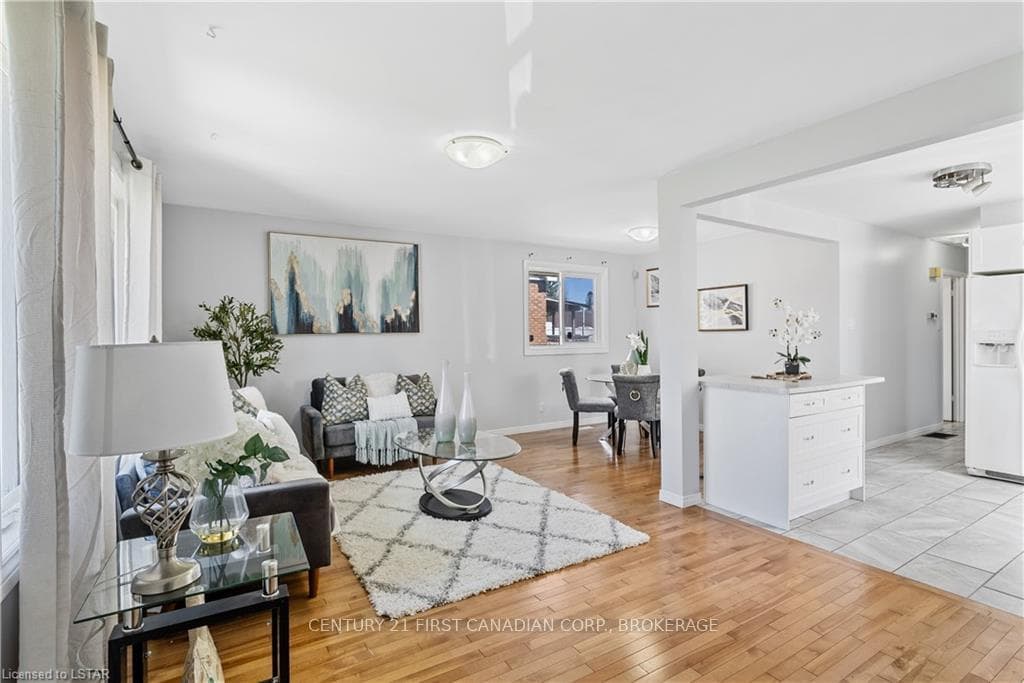332 BELFIELD Street photo 6