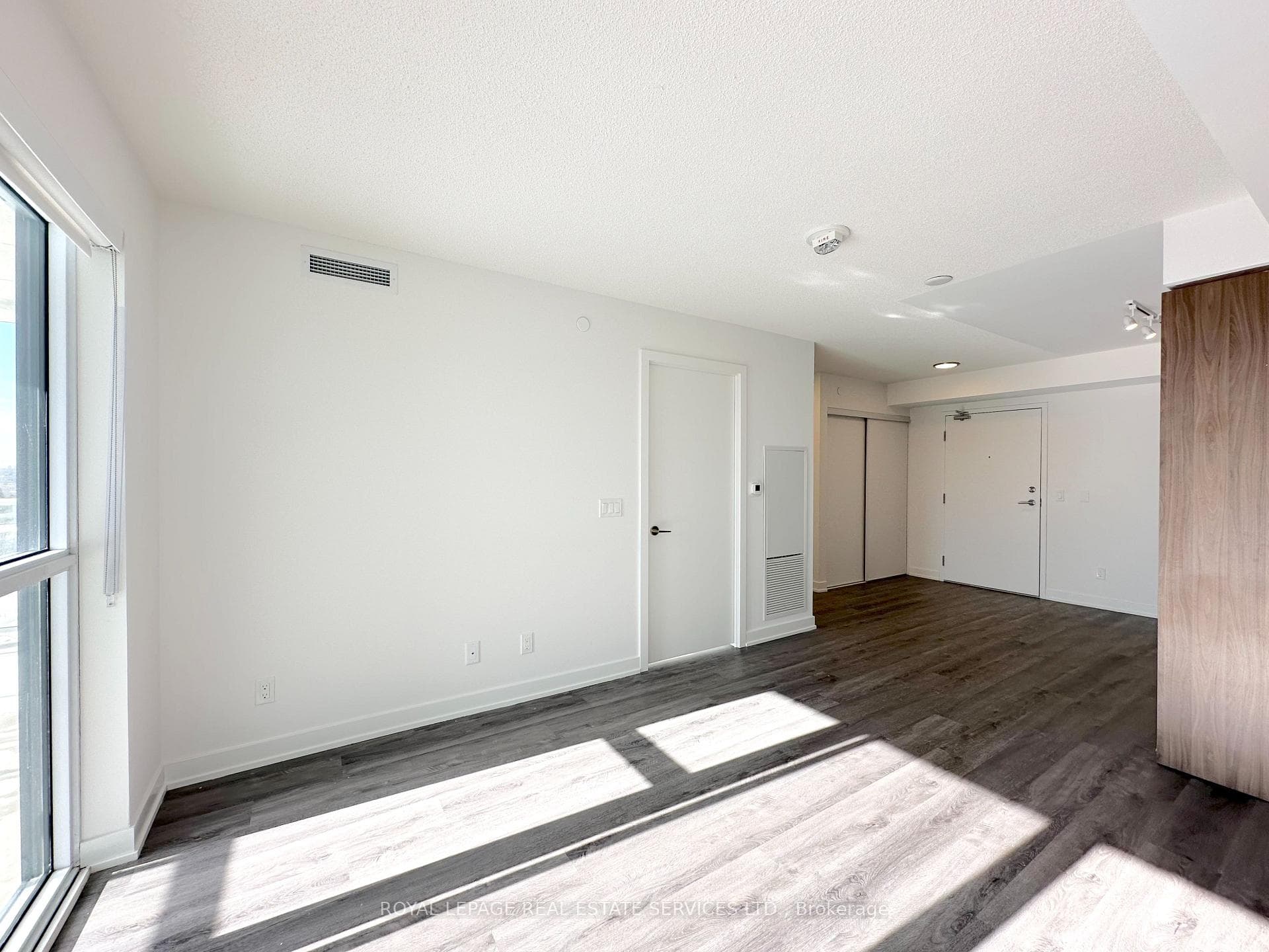 1225 York Mills Road Unit 1113 photo 6