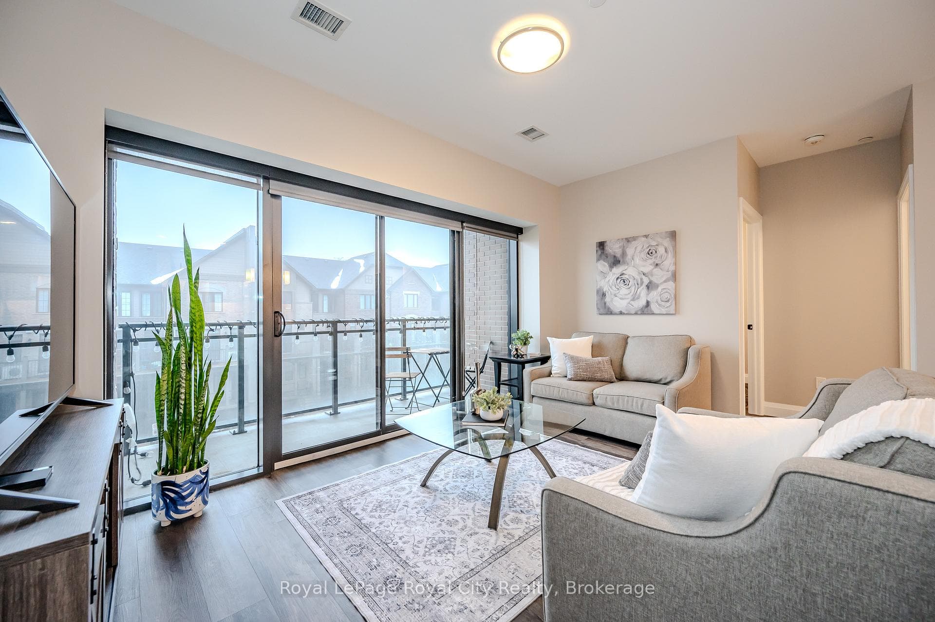 332 Gosling Gardens Unit 312 photo 17