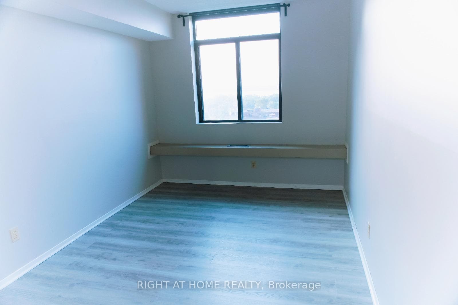 2871 Richmond Road Unit 1516 photo 6