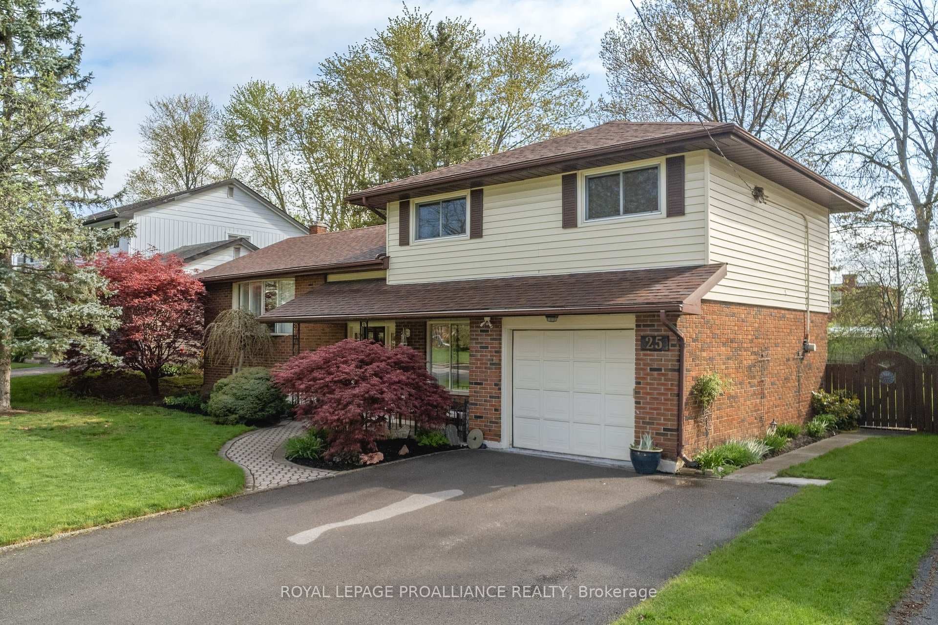 25 KELLER Drive photo 40