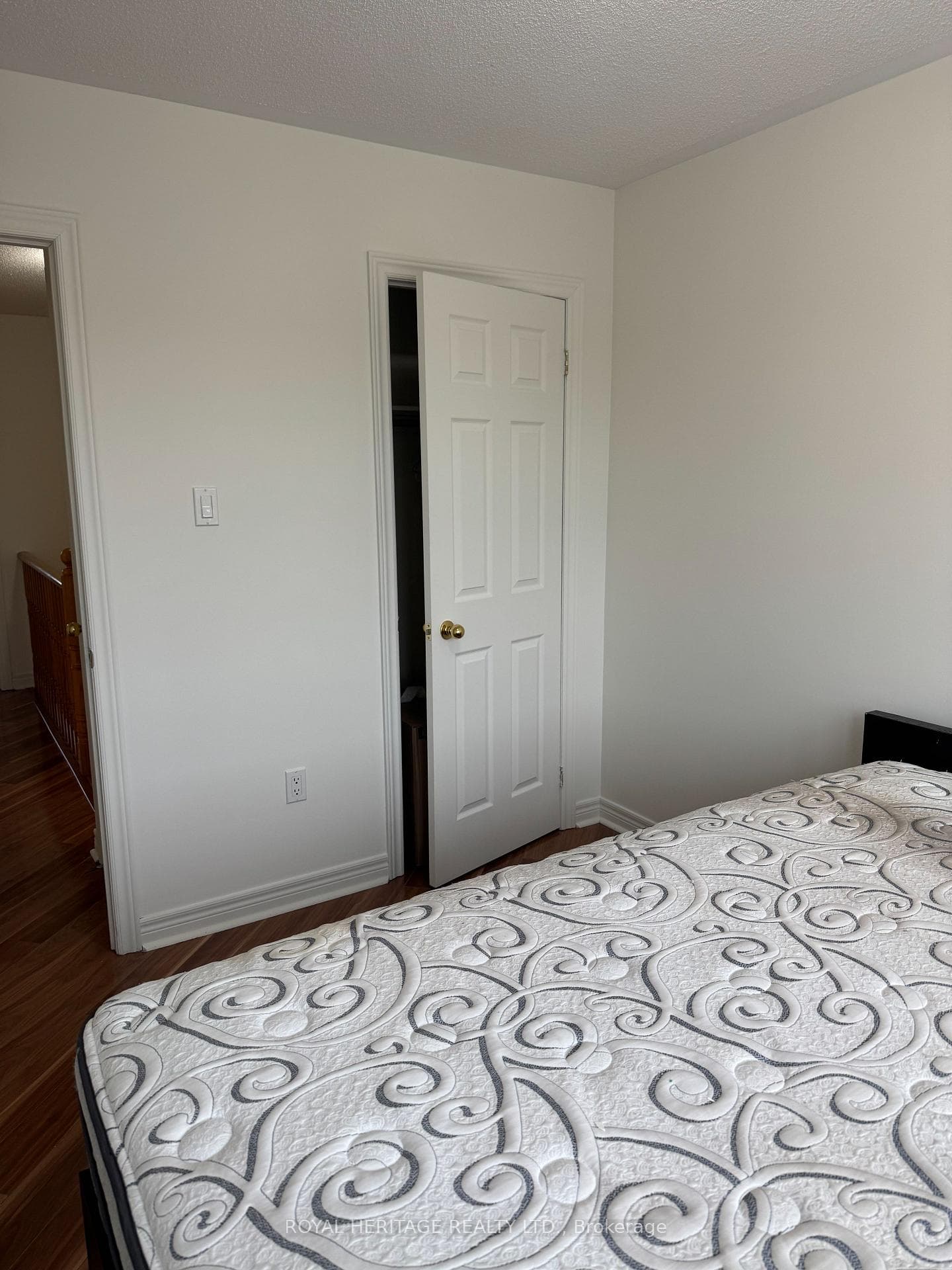 49 Everingham Circle Unit Main photo 13