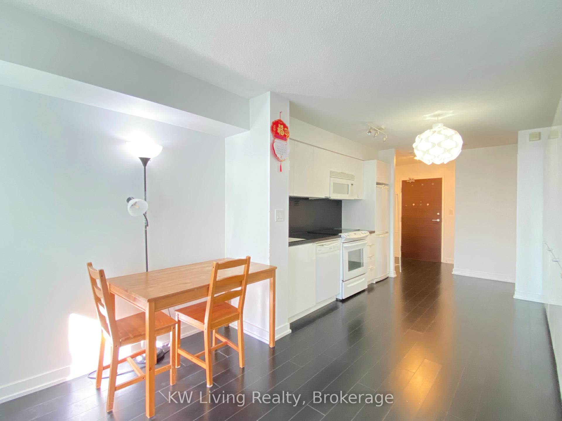 10 Capreol Court Unit 625 photo 18