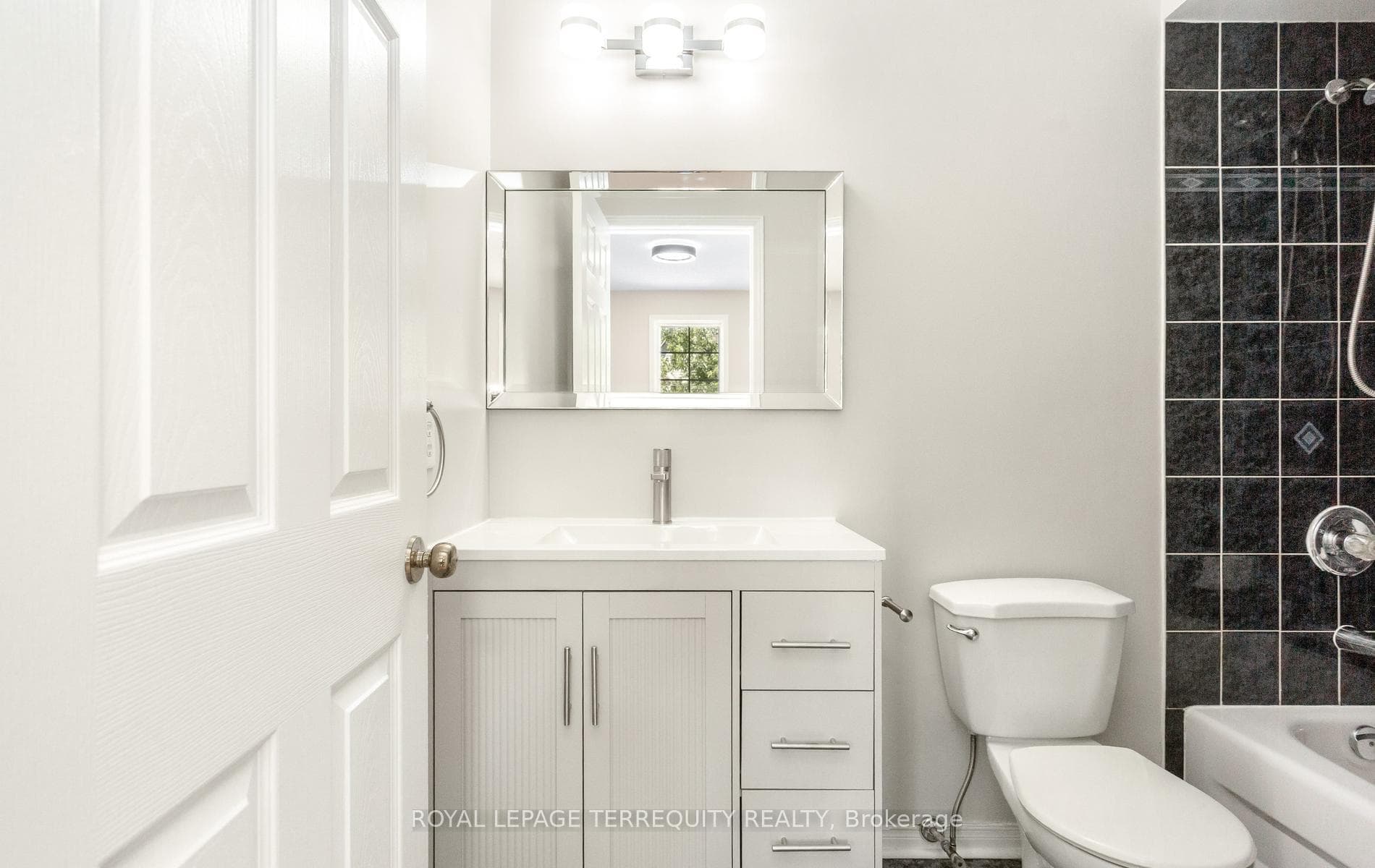 Ensuite 4pc Bath