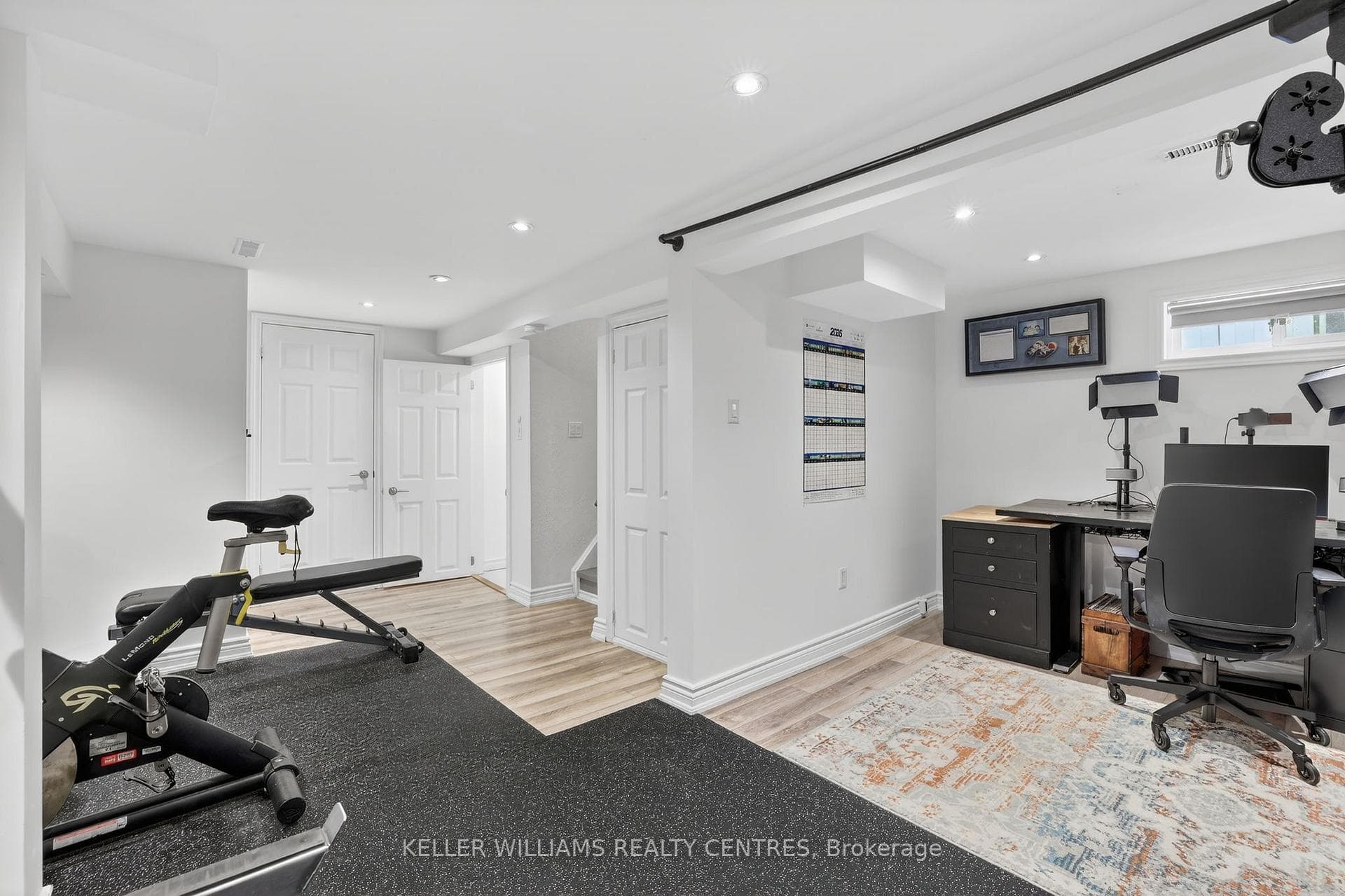 789 Elgin Street photo 35