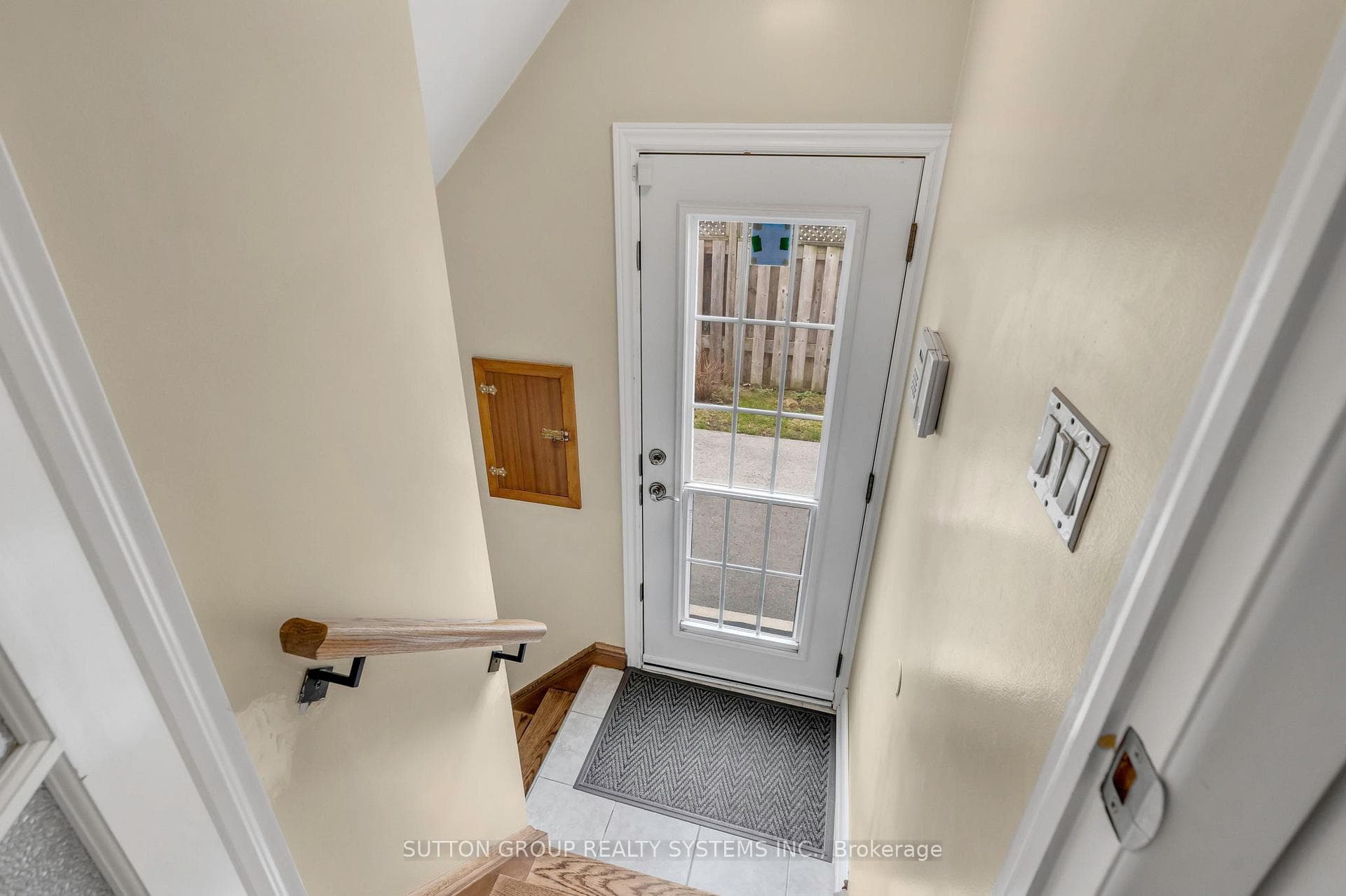 60 Shaver Avenue photo 29