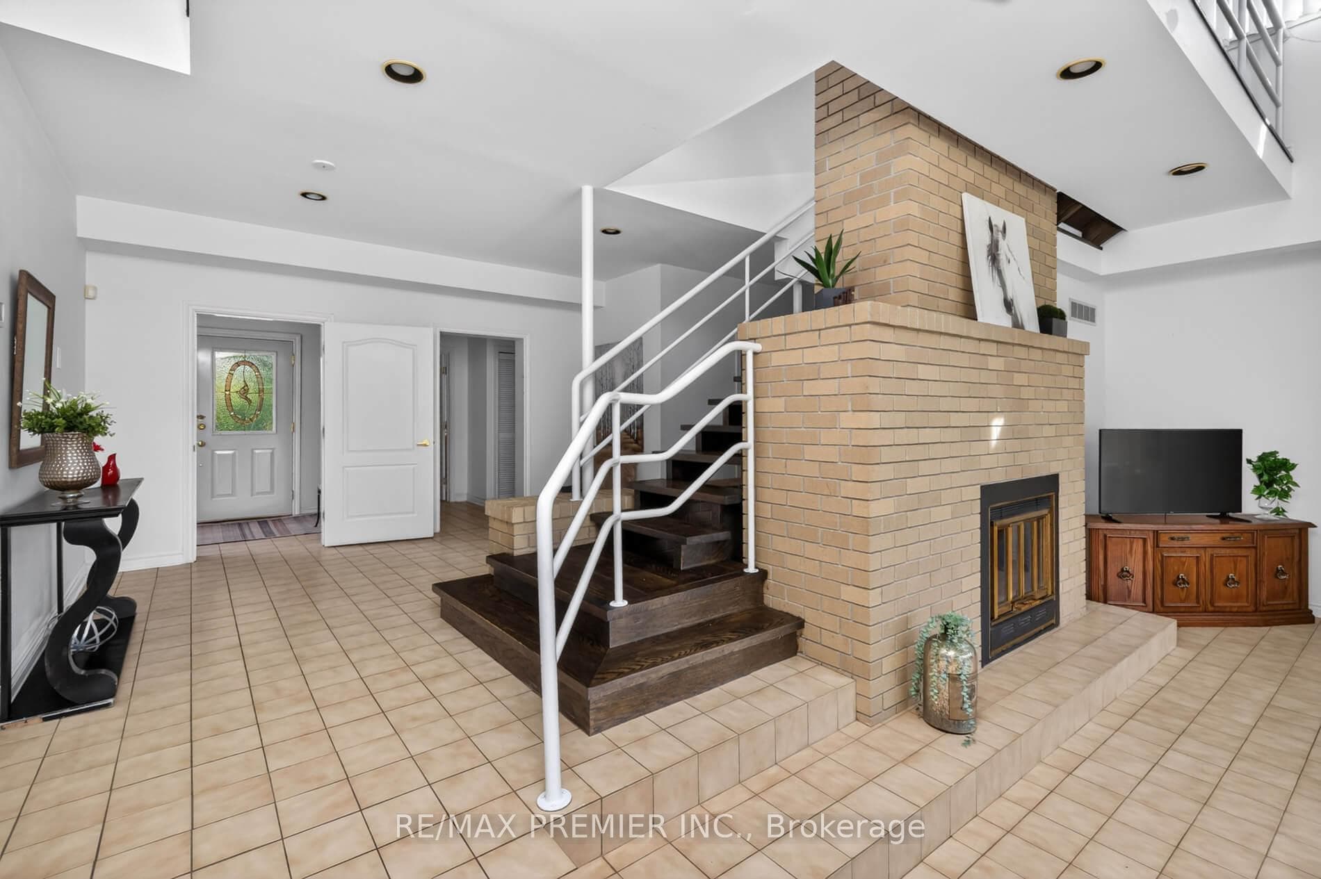 41 Green Valley Court photo 6