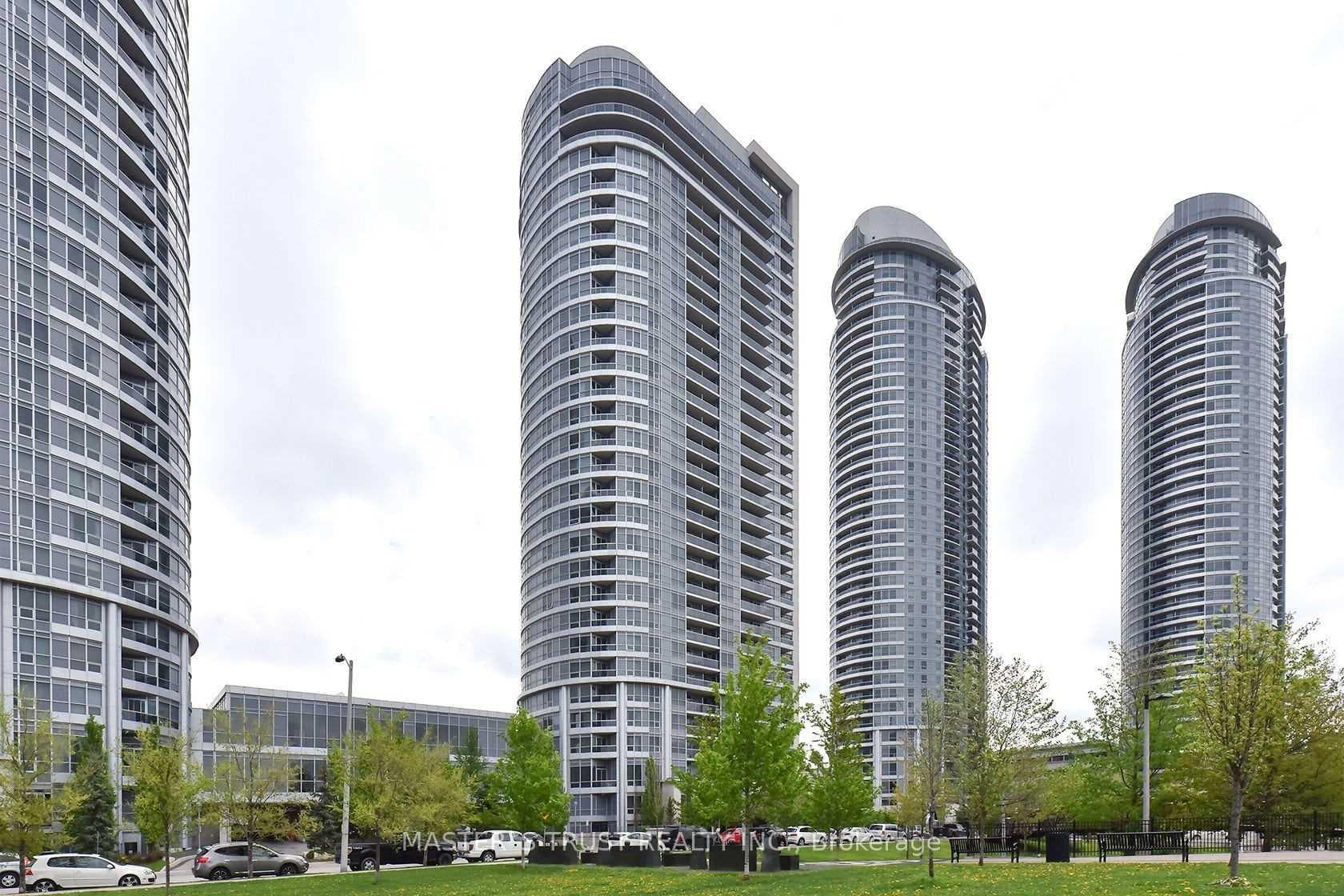 151 Village Green Square Unit 2602 photo 1