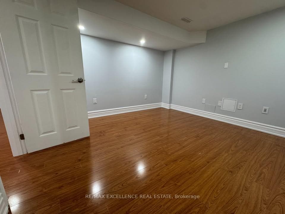 3262 Crimson King Circle photo 7