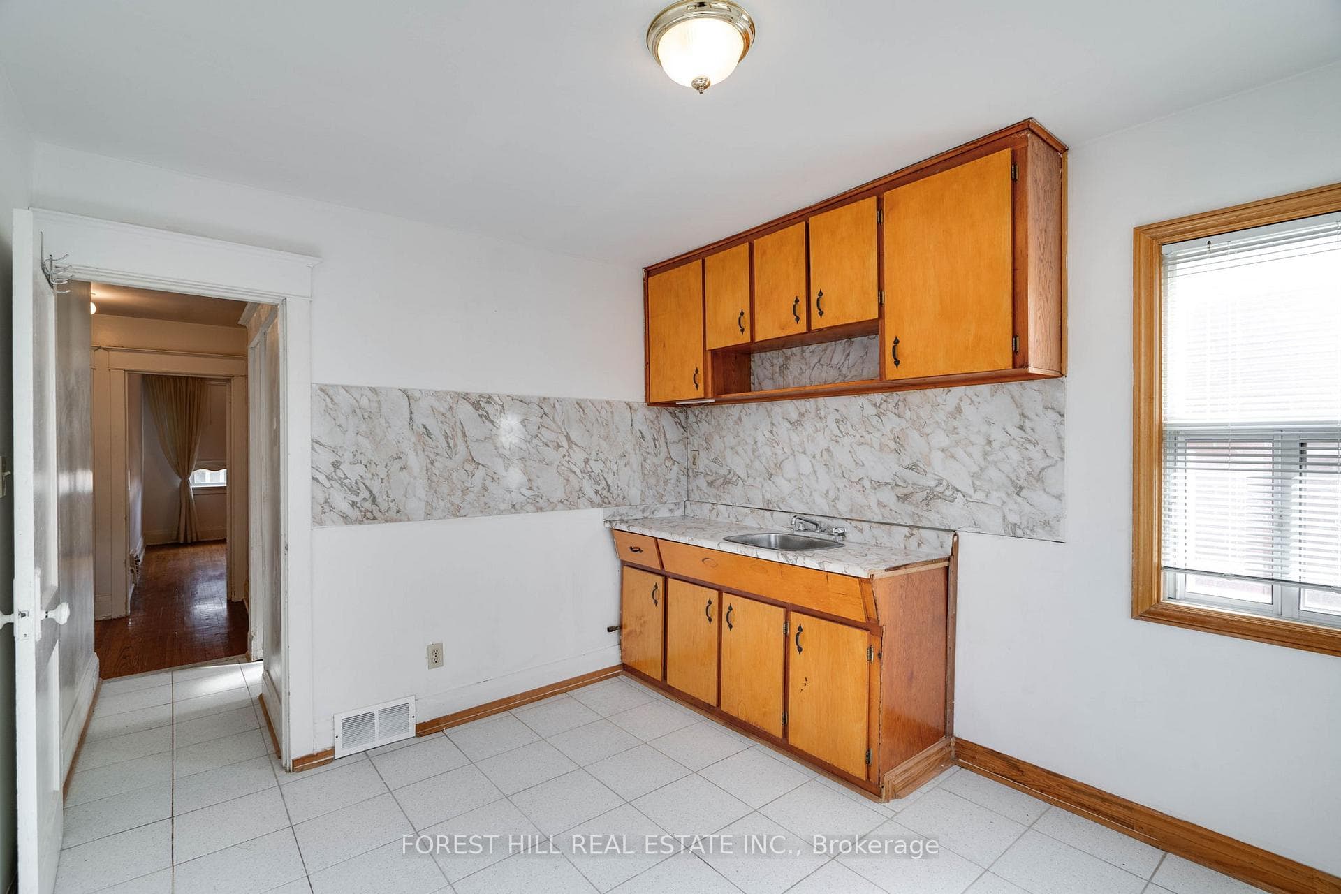 308 Glenholme Avenue photo 20
