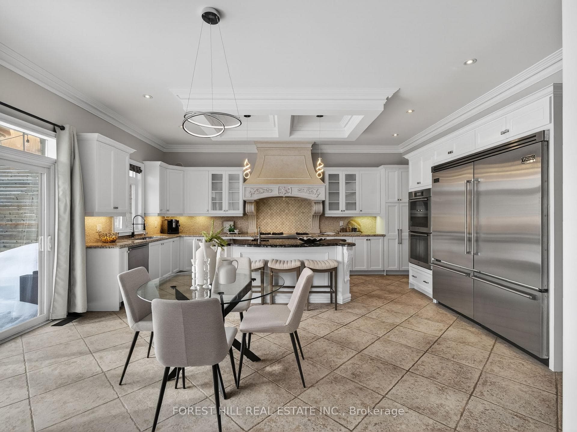 232 Luca Avenue photo 11