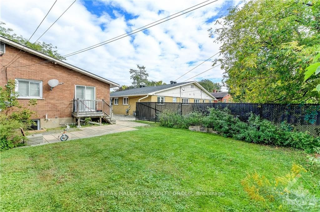 842 TROJAN Avenue Unit B photo 24