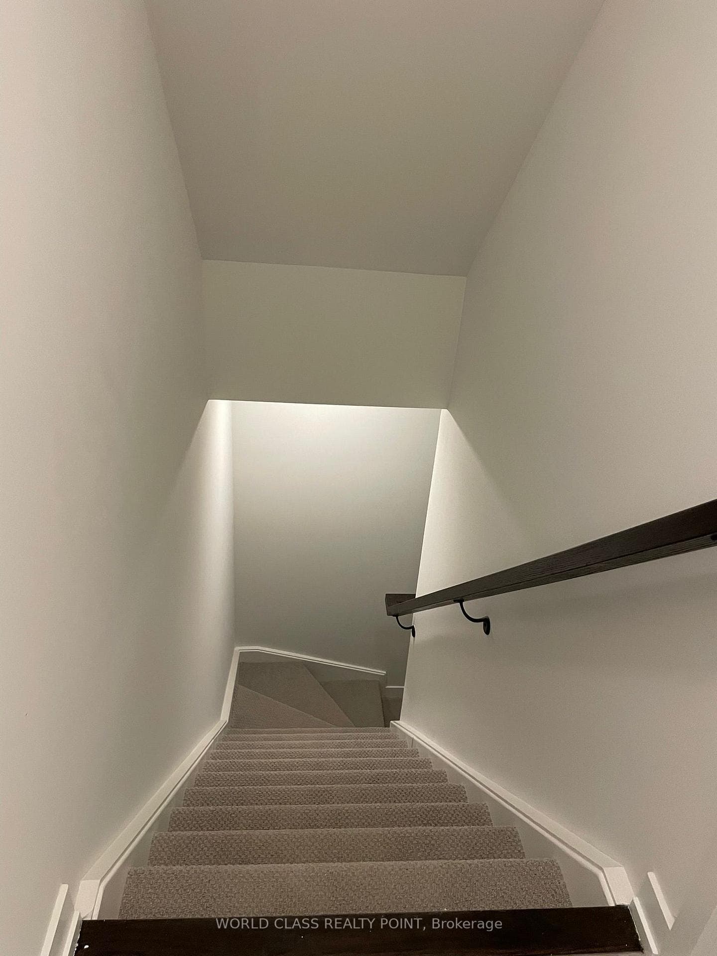 3550 Colonial Drive Unit 33 photo 4