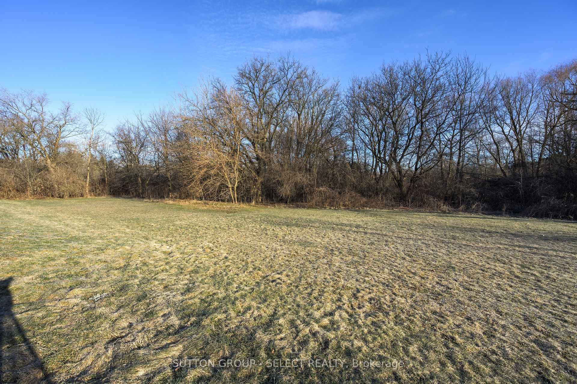 211 Union Avenue photo 33