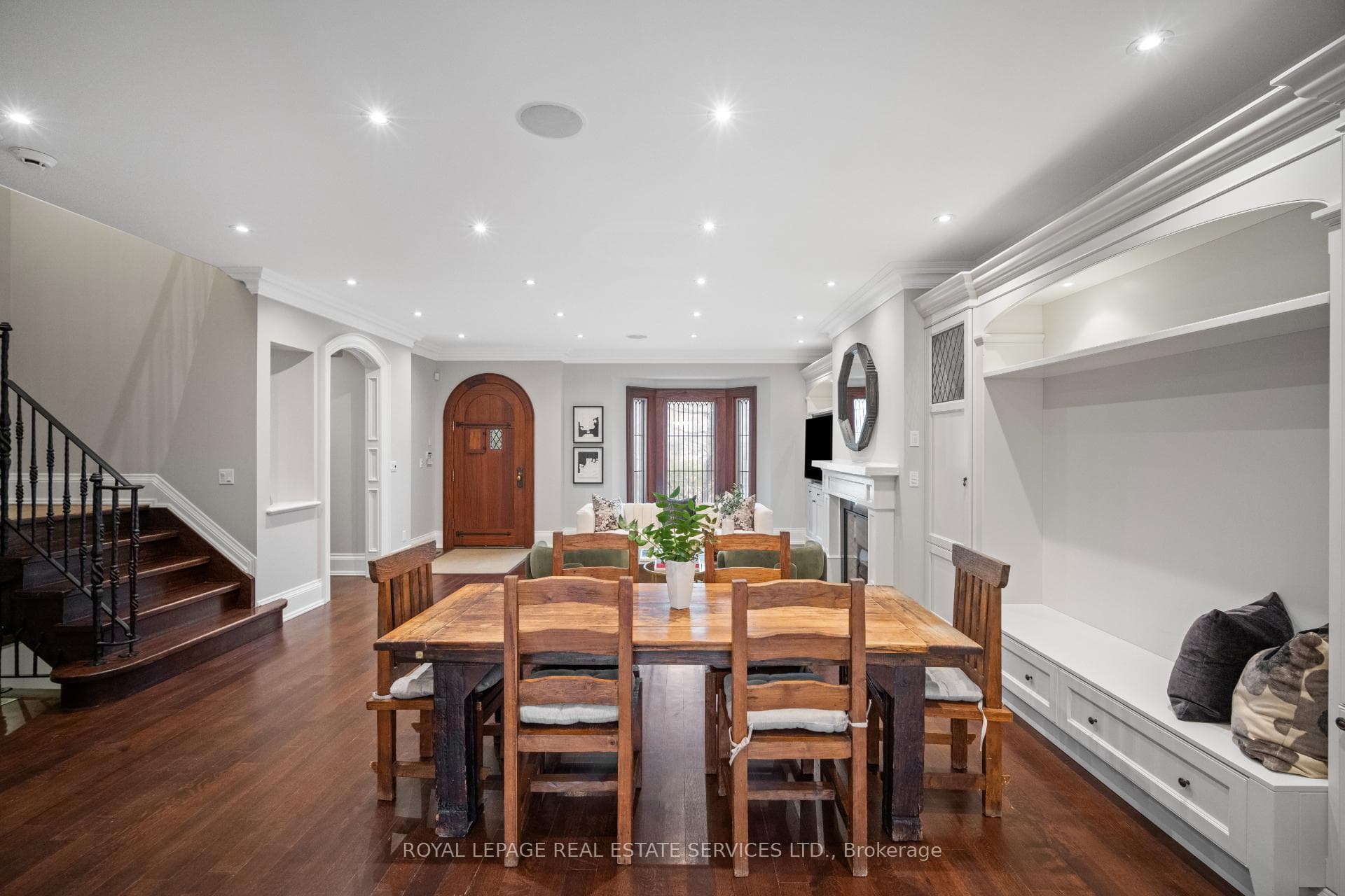 6 Oak Hampton Boulevard photo 11