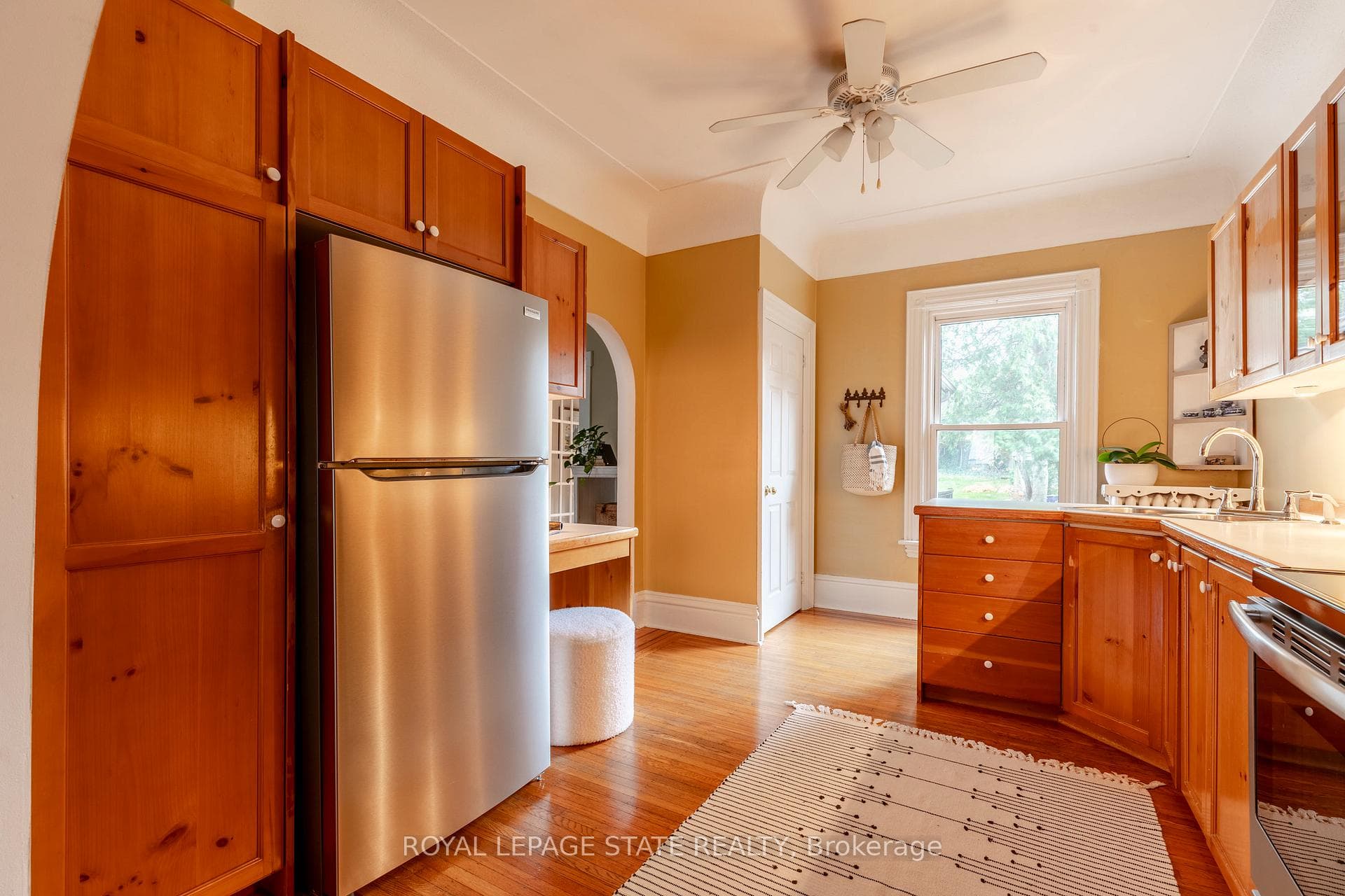 169 Robinson Street photo 12