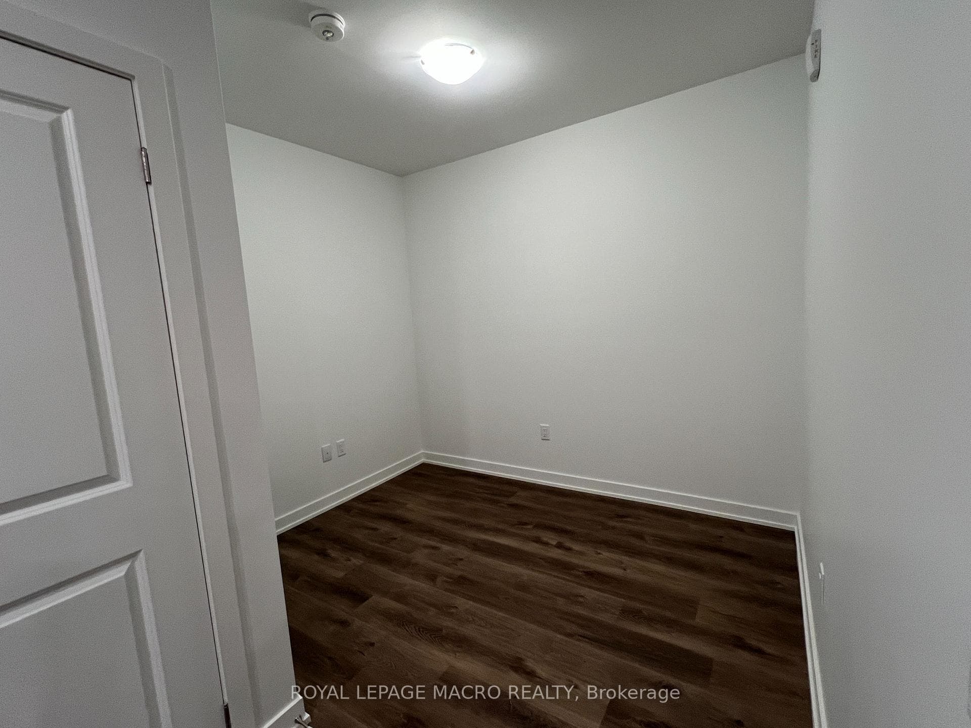 461 Green Road Unit 401 photo 15