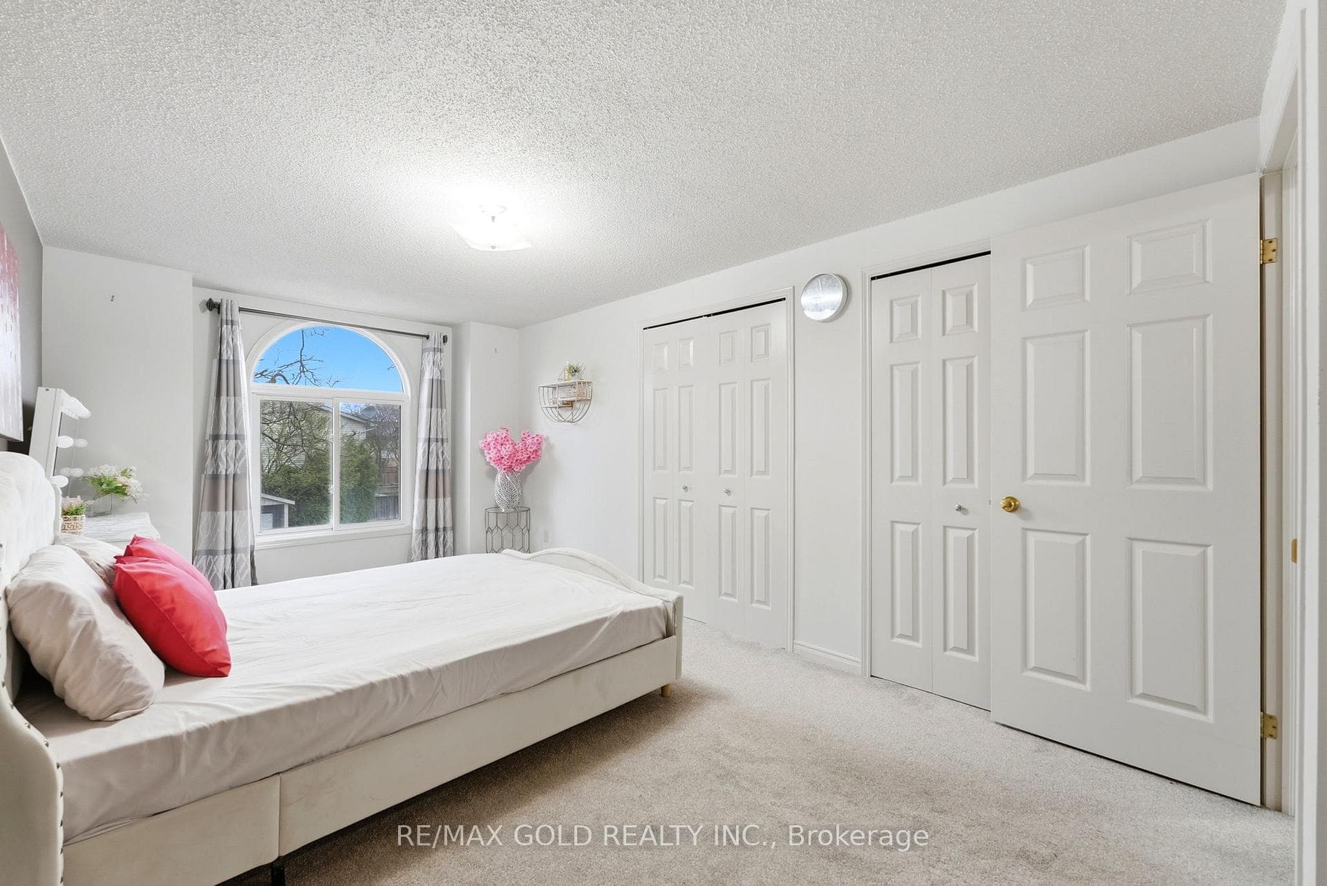141 Condor Court Unit 70 photo 25