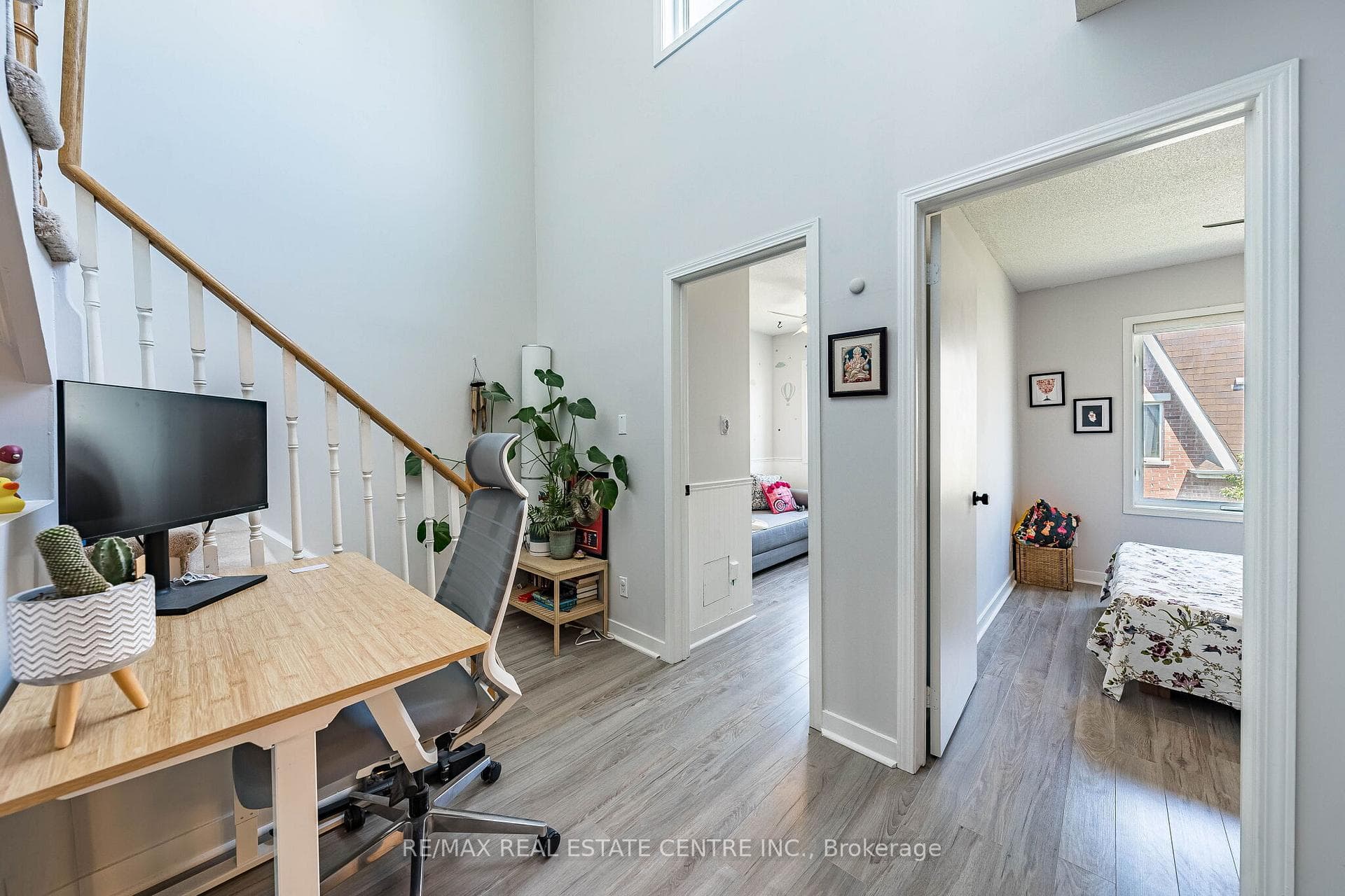 16 Laidlaw Street Unit 920 photo 16