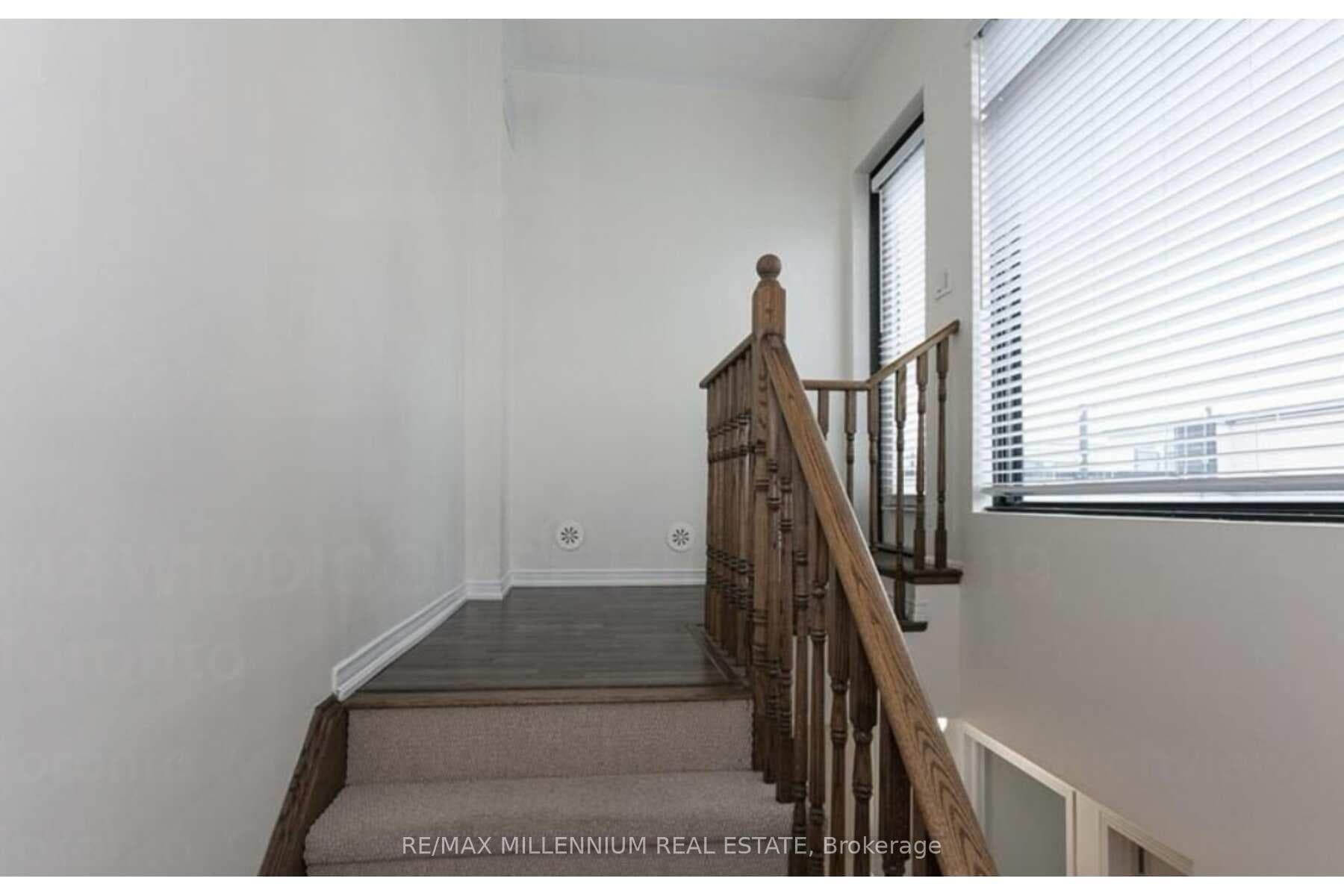 142 Widdicombe Hill Unit 519 photo 11