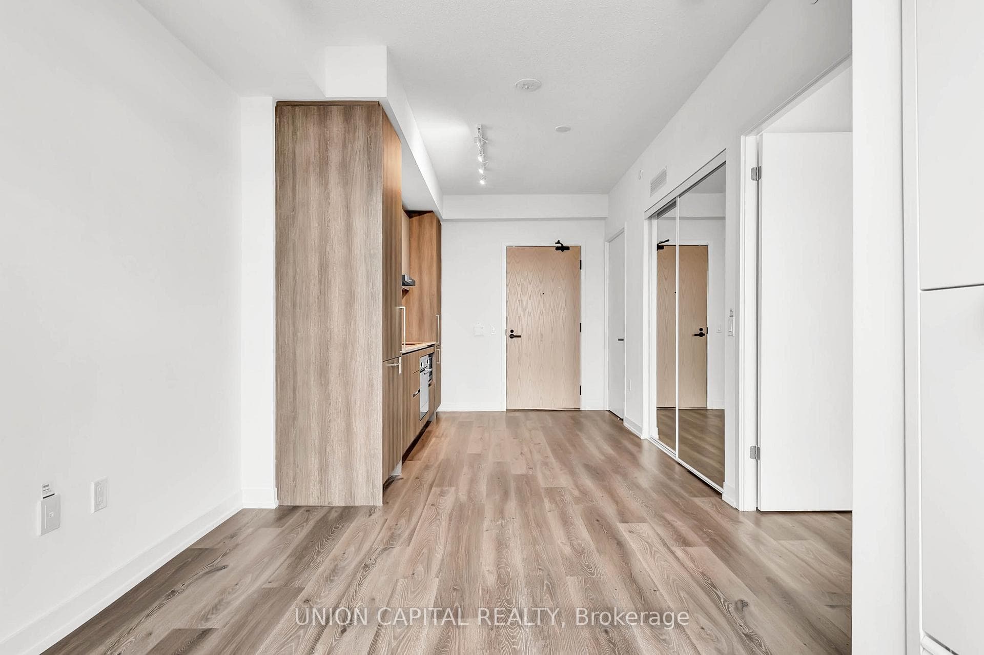 225 Commerce Street Unit 1210 photo 11