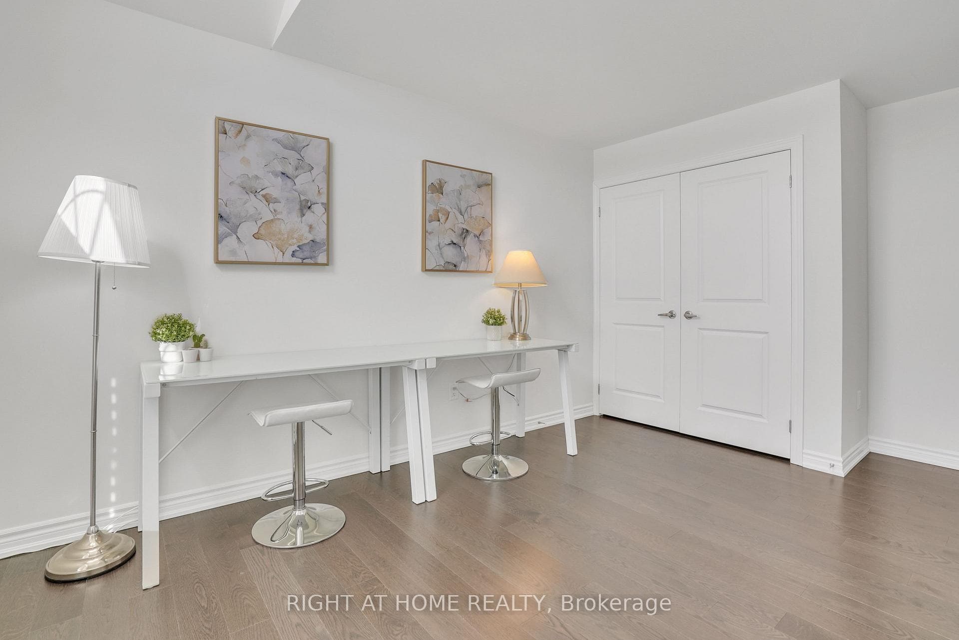 128 Durham Avenue photo 31