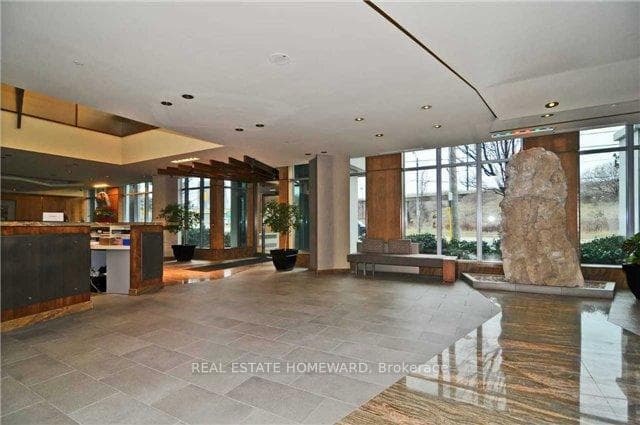2121 Lake Shore Boulevard Unit 1802 photo 28