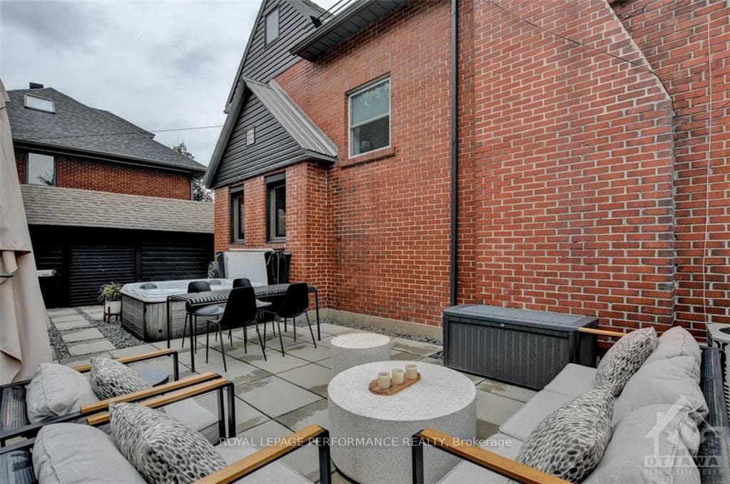396 HOLLAND Avenue photo 30