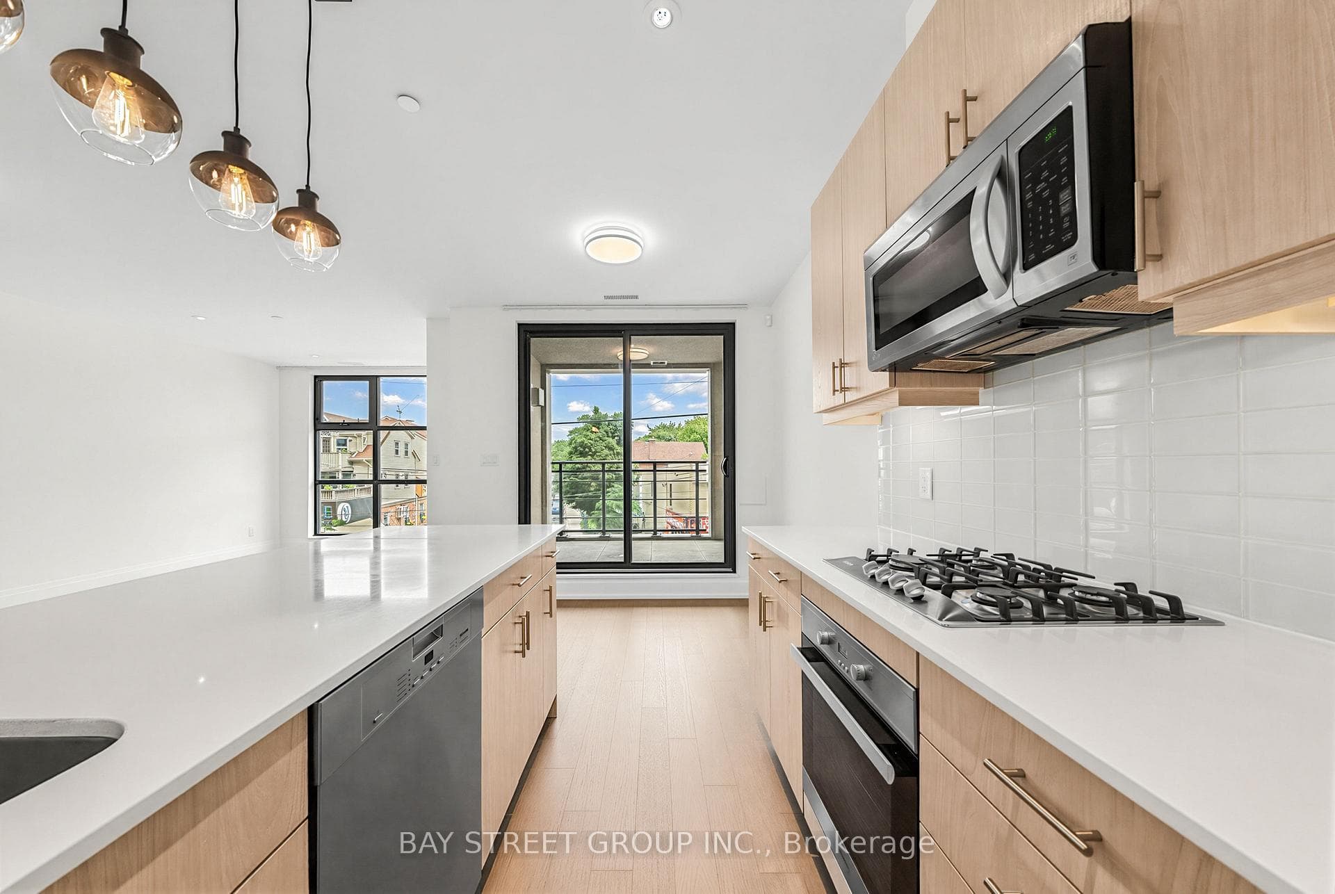 365 Beech Avenue Unit 208 photo 5