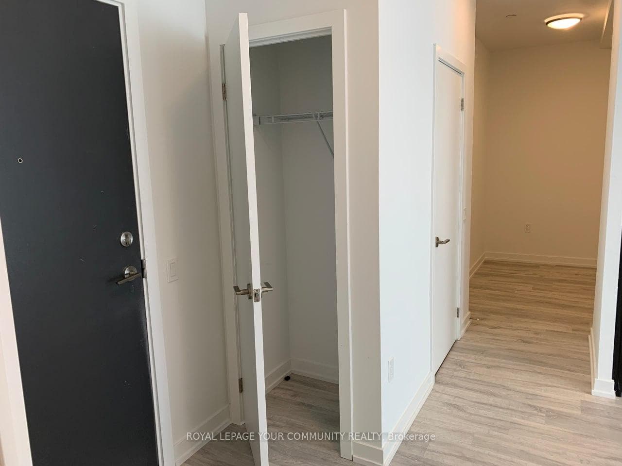 7 Golden Lion Heights Unit 3006 photo 5