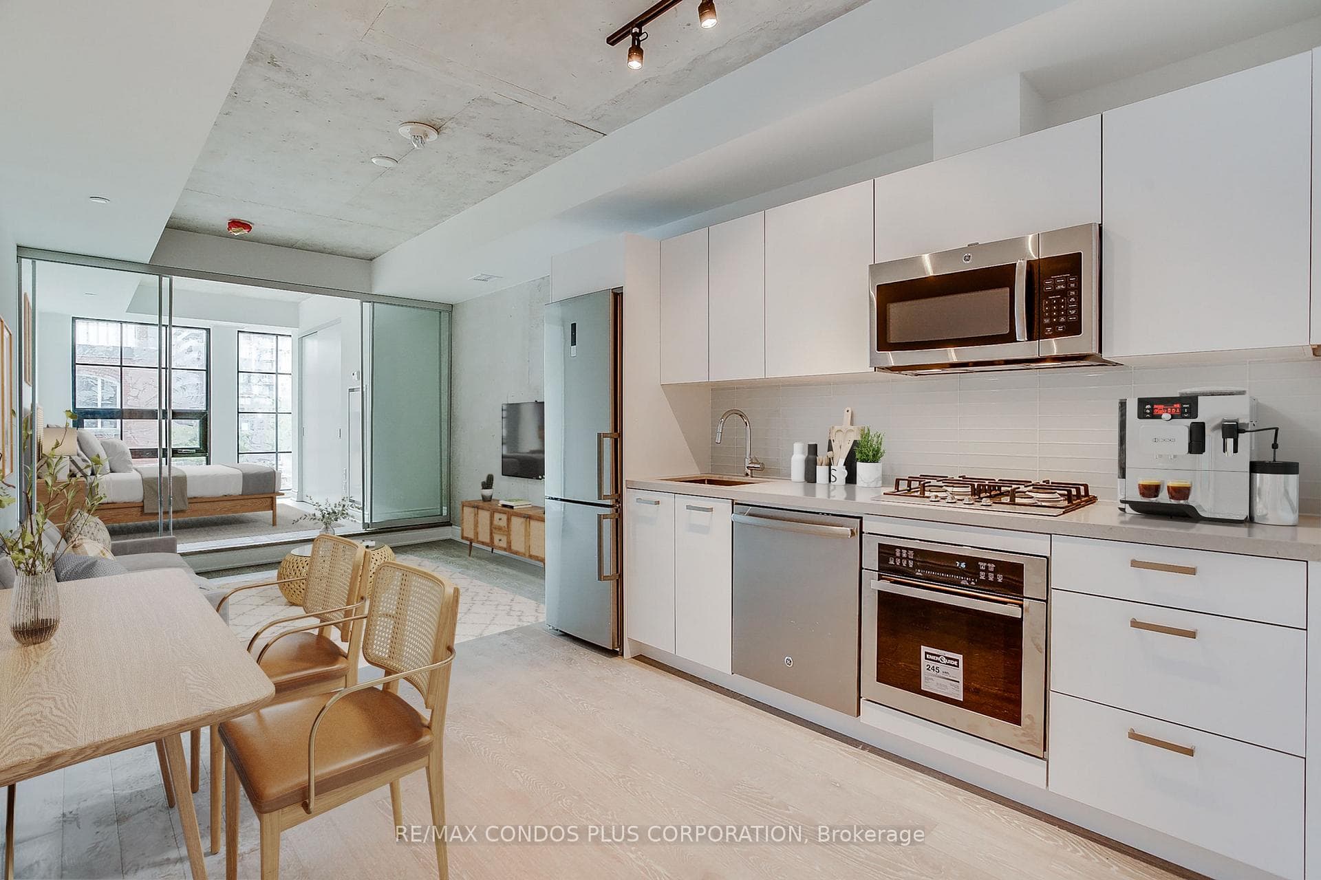 608 Richmond Street Unit 411 photo 26