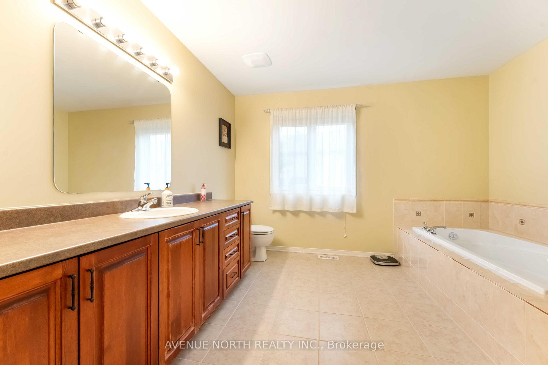23 Hearthstone Place photo 18