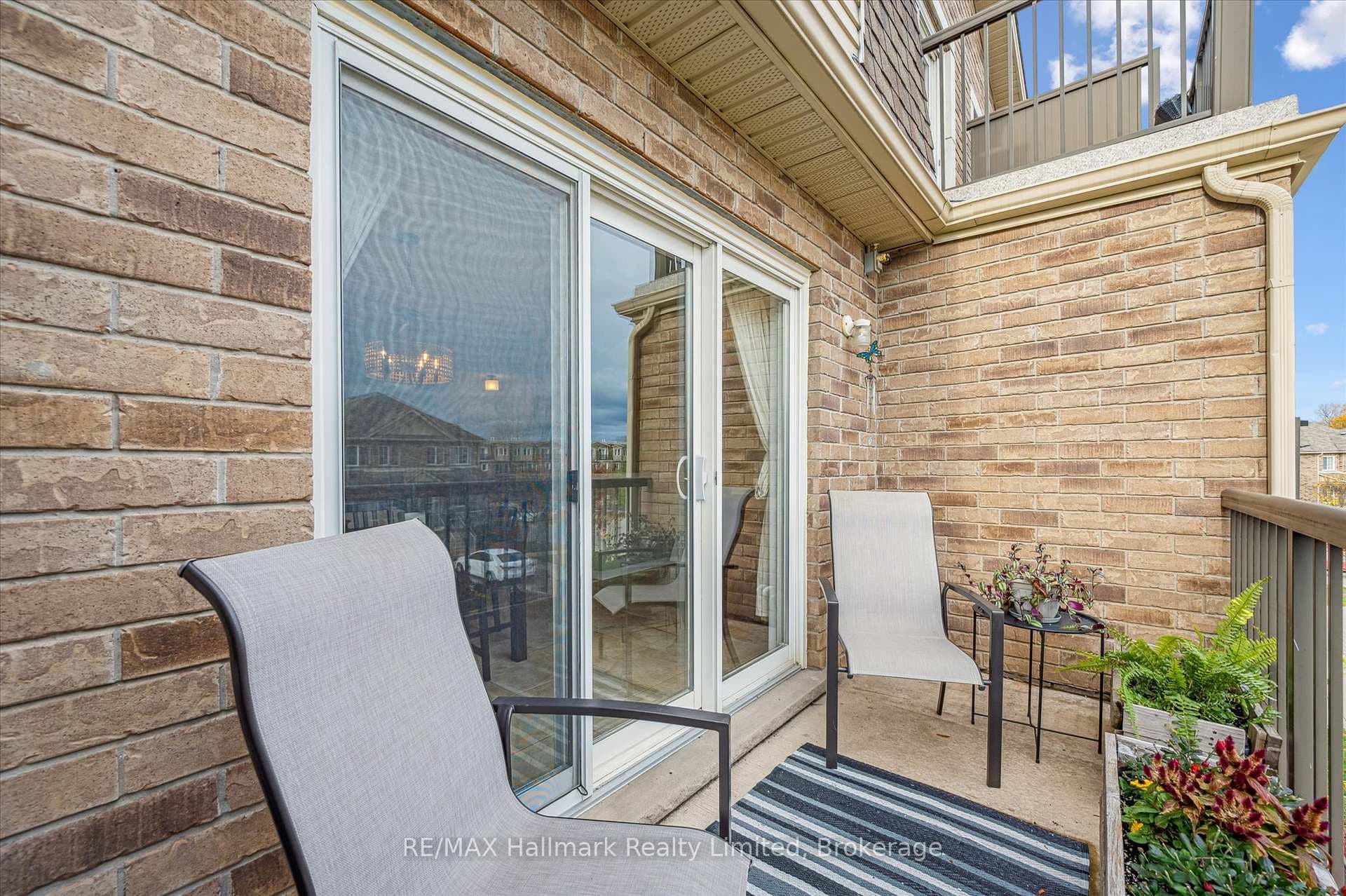 35 Mountford Drive Unit 27 photo 5
