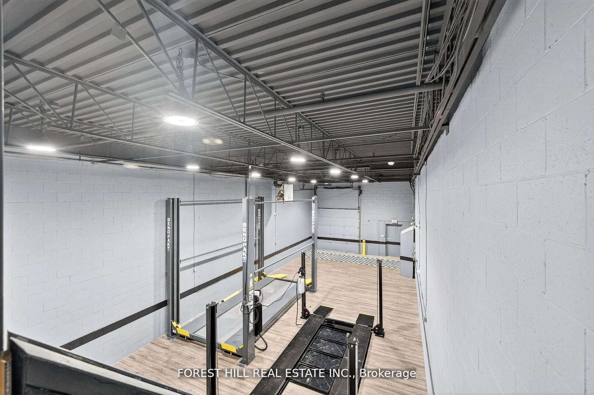 241 Edgeley Boulevard Unit 11 photo 21
