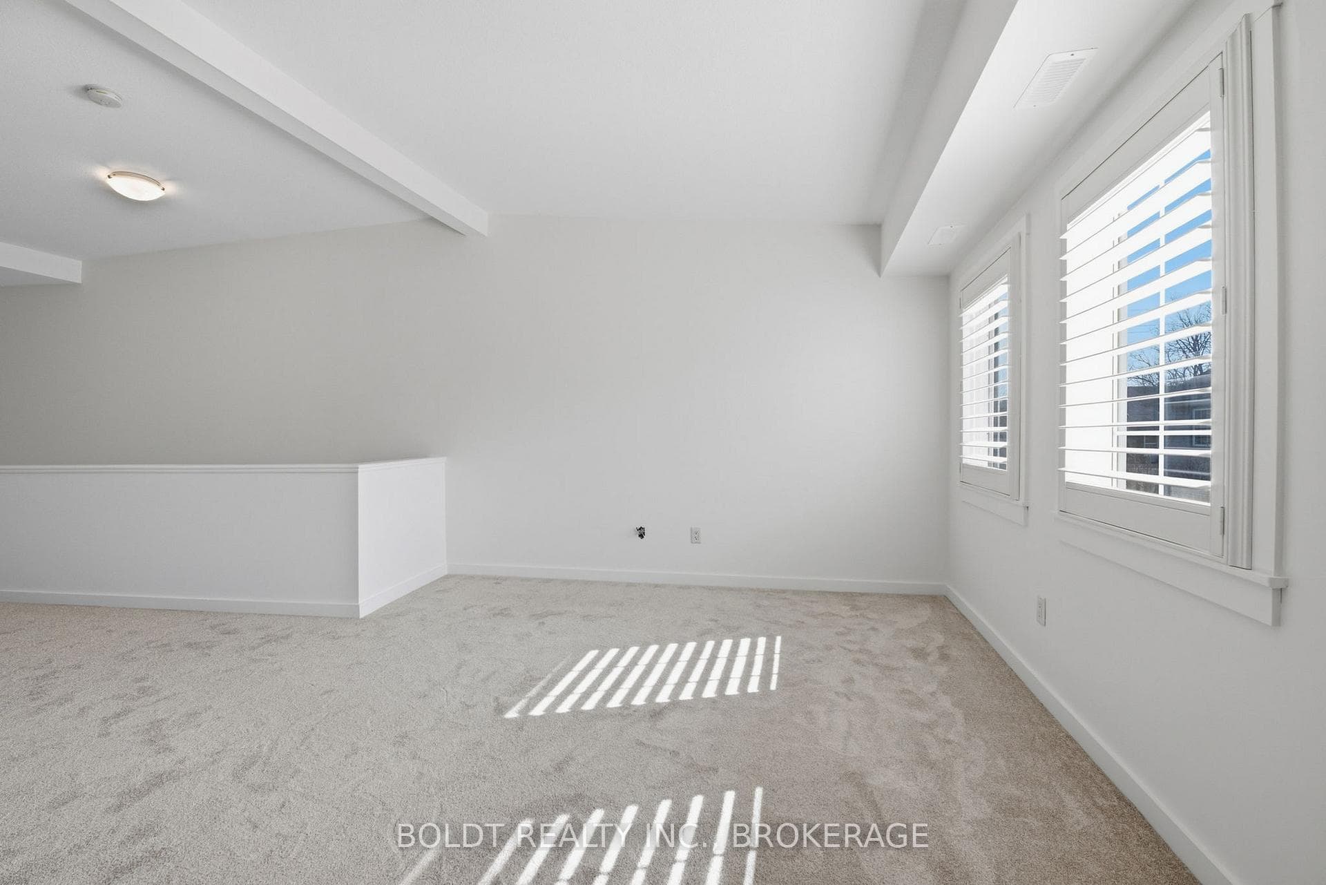 49 ONTARIO Street Unit 8 photo 17