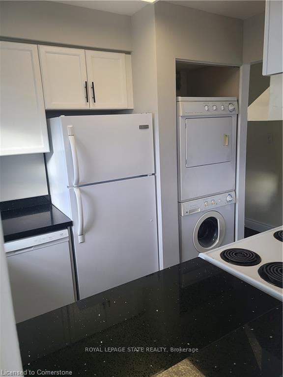 1270 Maple Crossing Boulevard Unit 914 photo 20