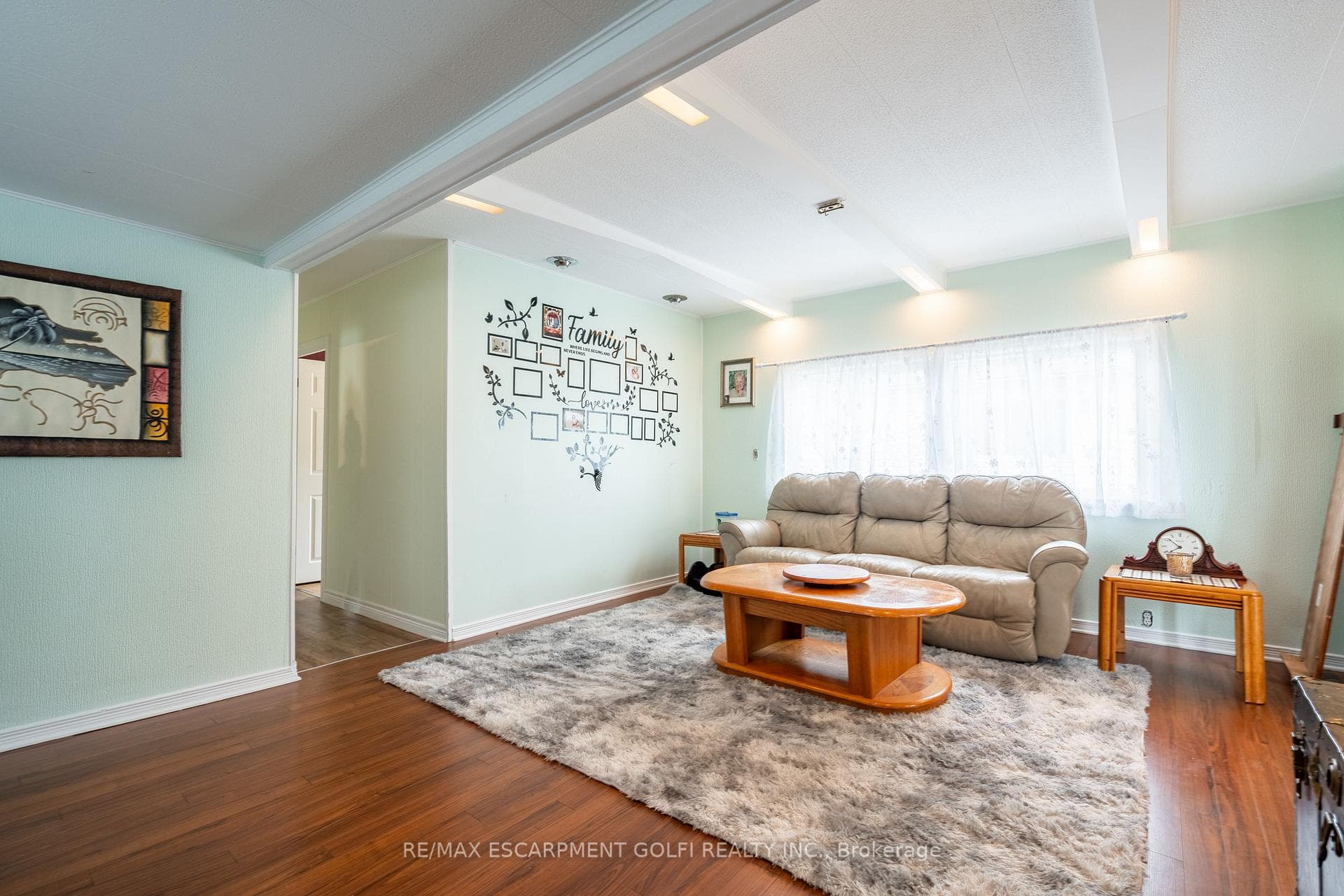 4588 Martha Lane photo 4