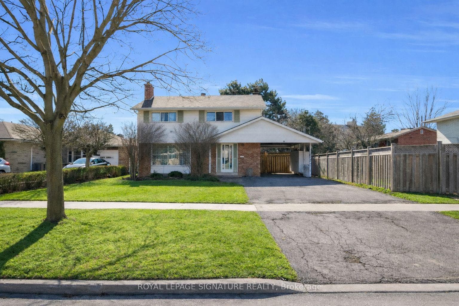 8 Underhill Drive