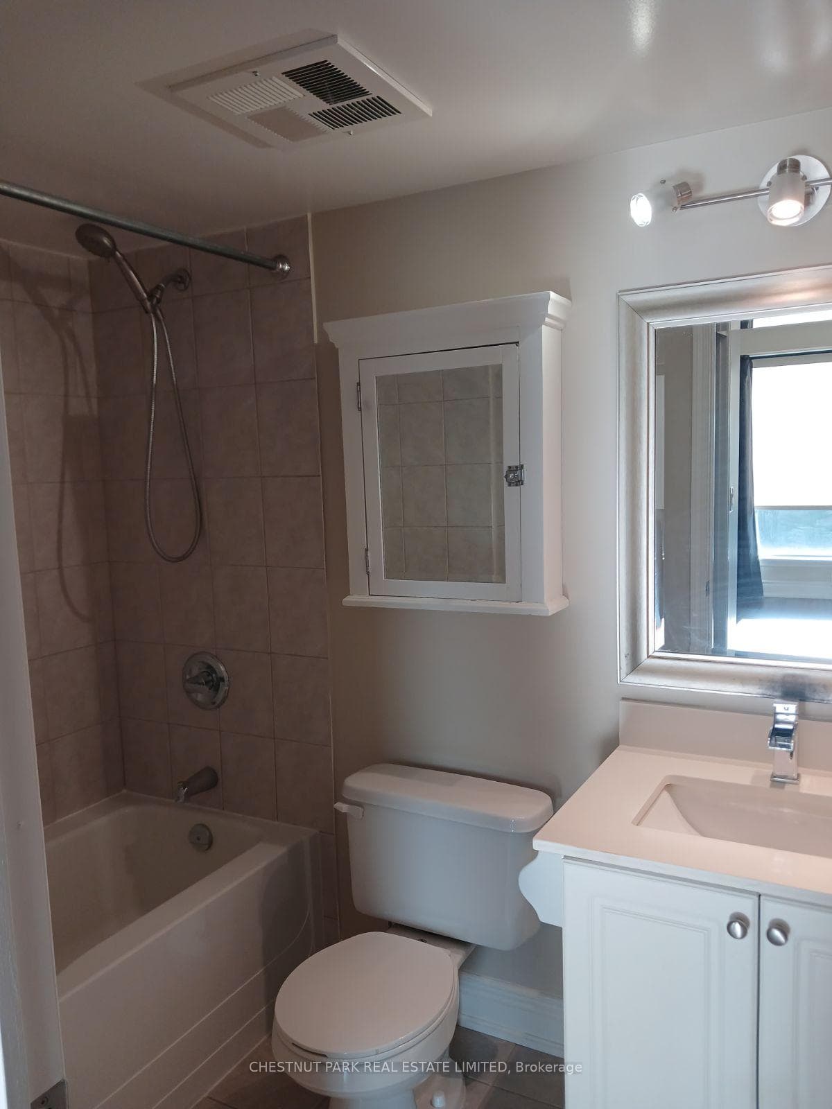 18 Valley Woods Road Unit 705 photo 11