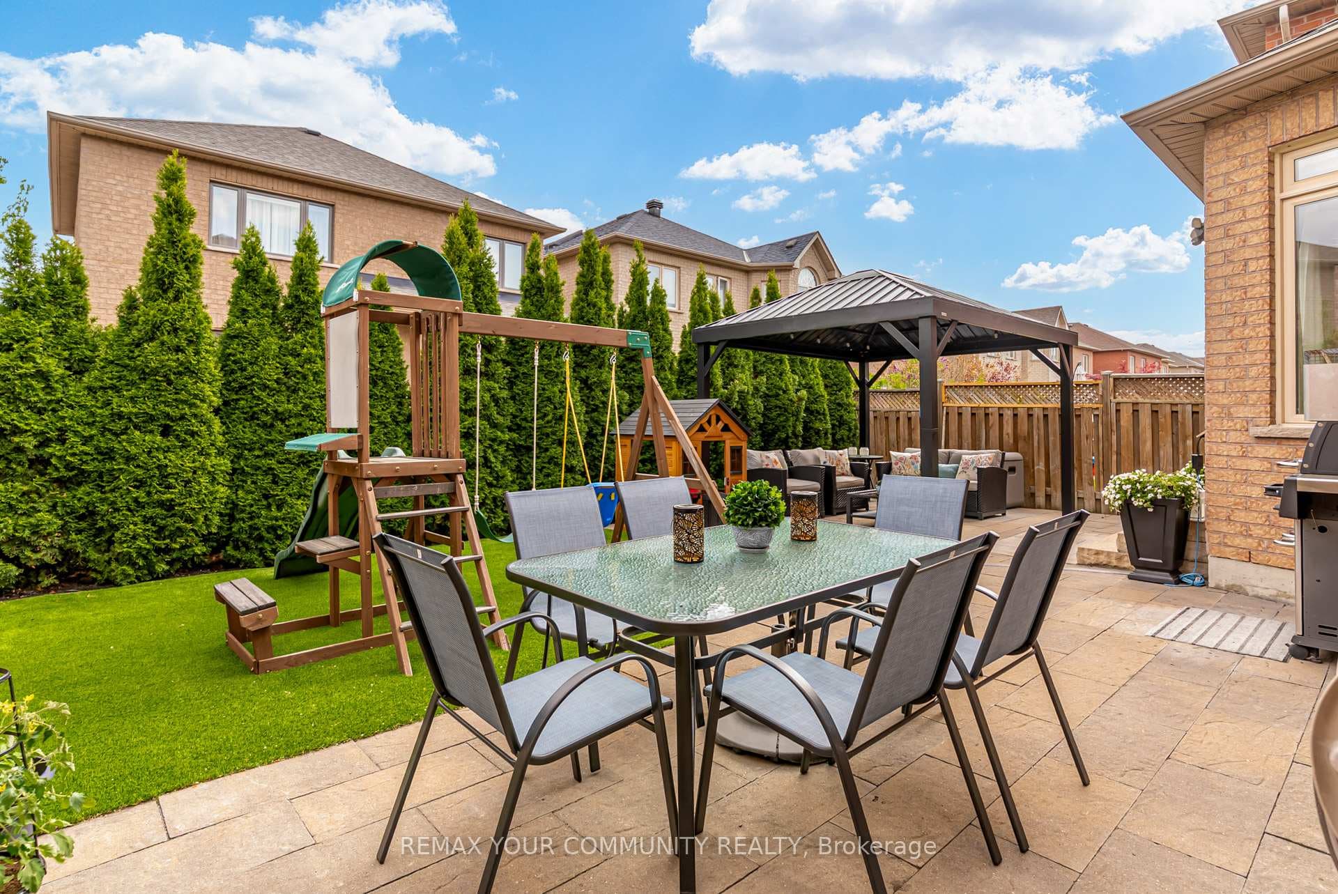 21 Amparo Drive photo 37
