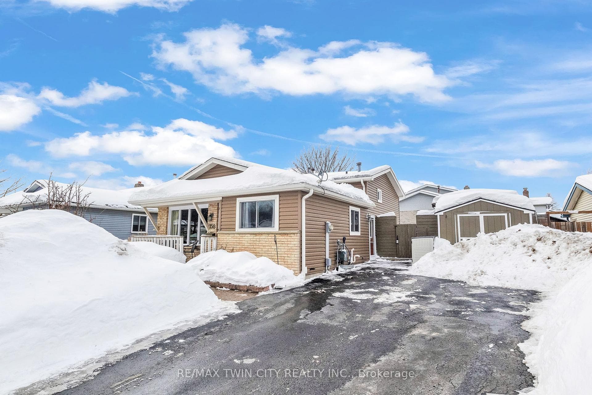 156 Sugar Maple Street photo 2