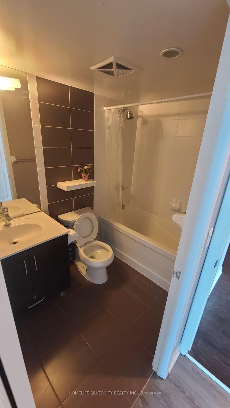 215 Sherway Gardens Road Unit 1610 photo 16