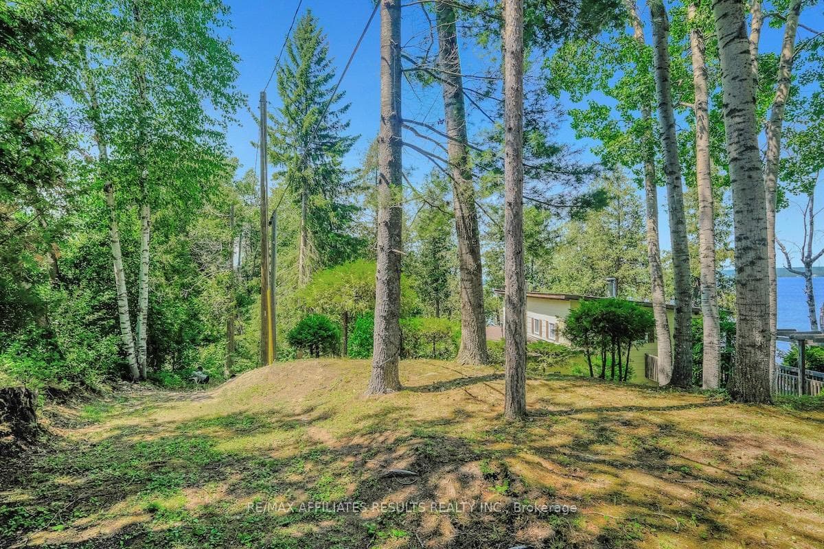 2130 B River Road photo 7