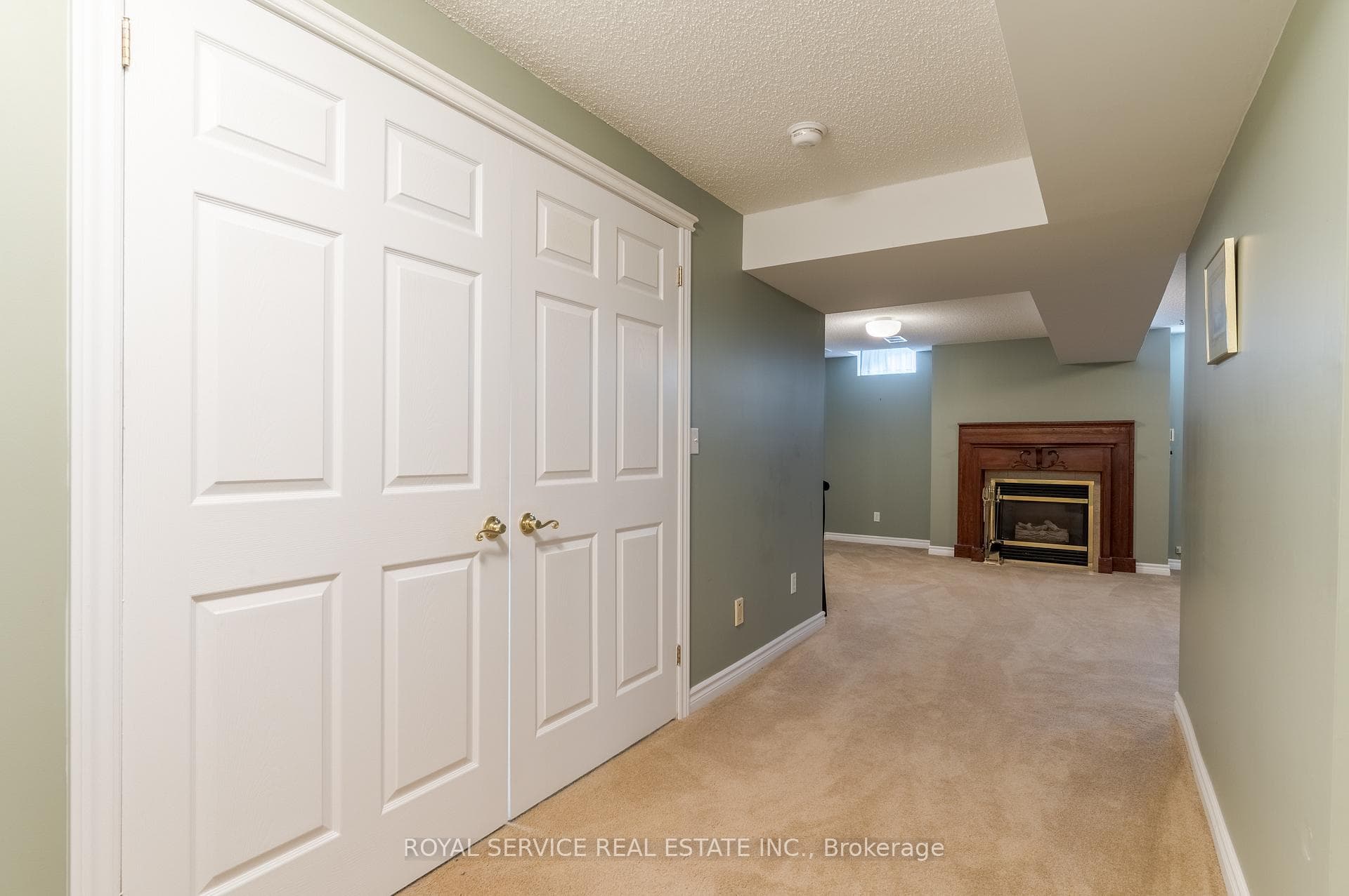 245 Elgin Street Unit 203 photo 31