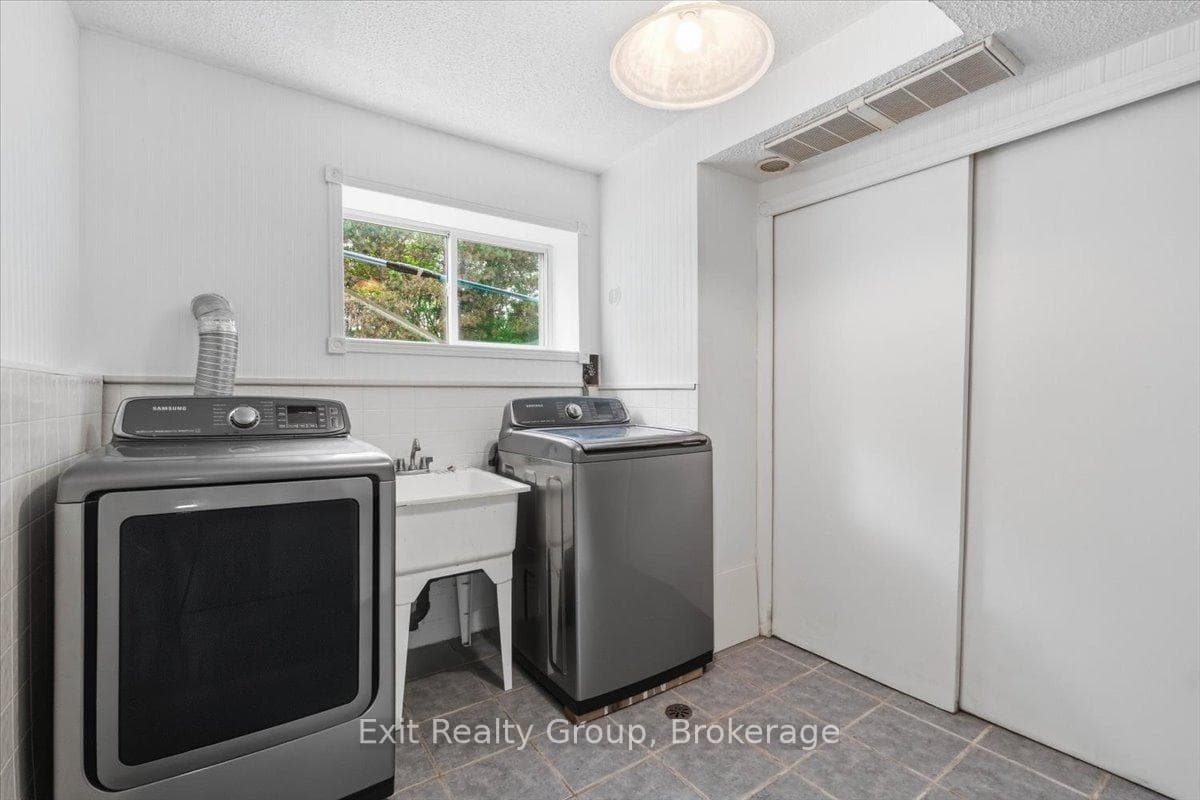 15448 Telephone Road photo 26