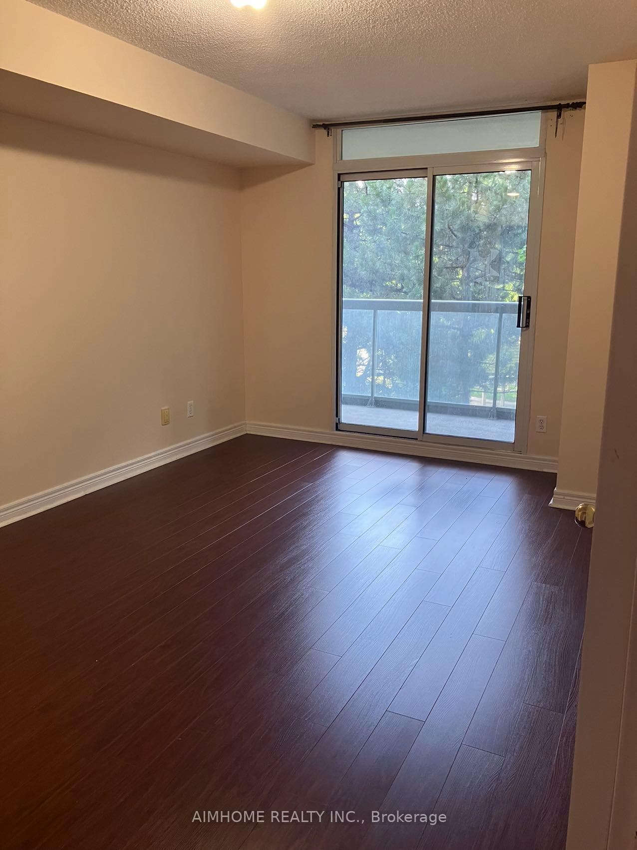 28 Empress Avenue Unit 307 photo 9